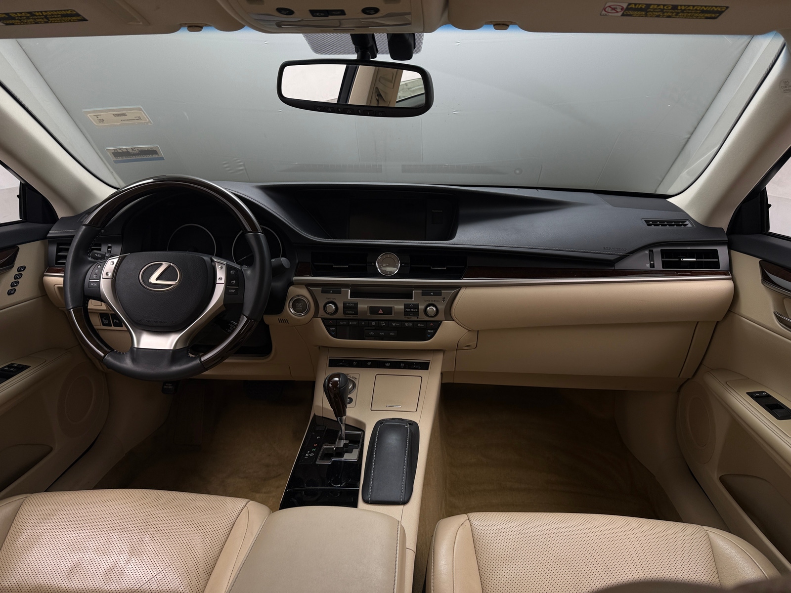 Thumbnail: 2013 Lexus ES - 2
