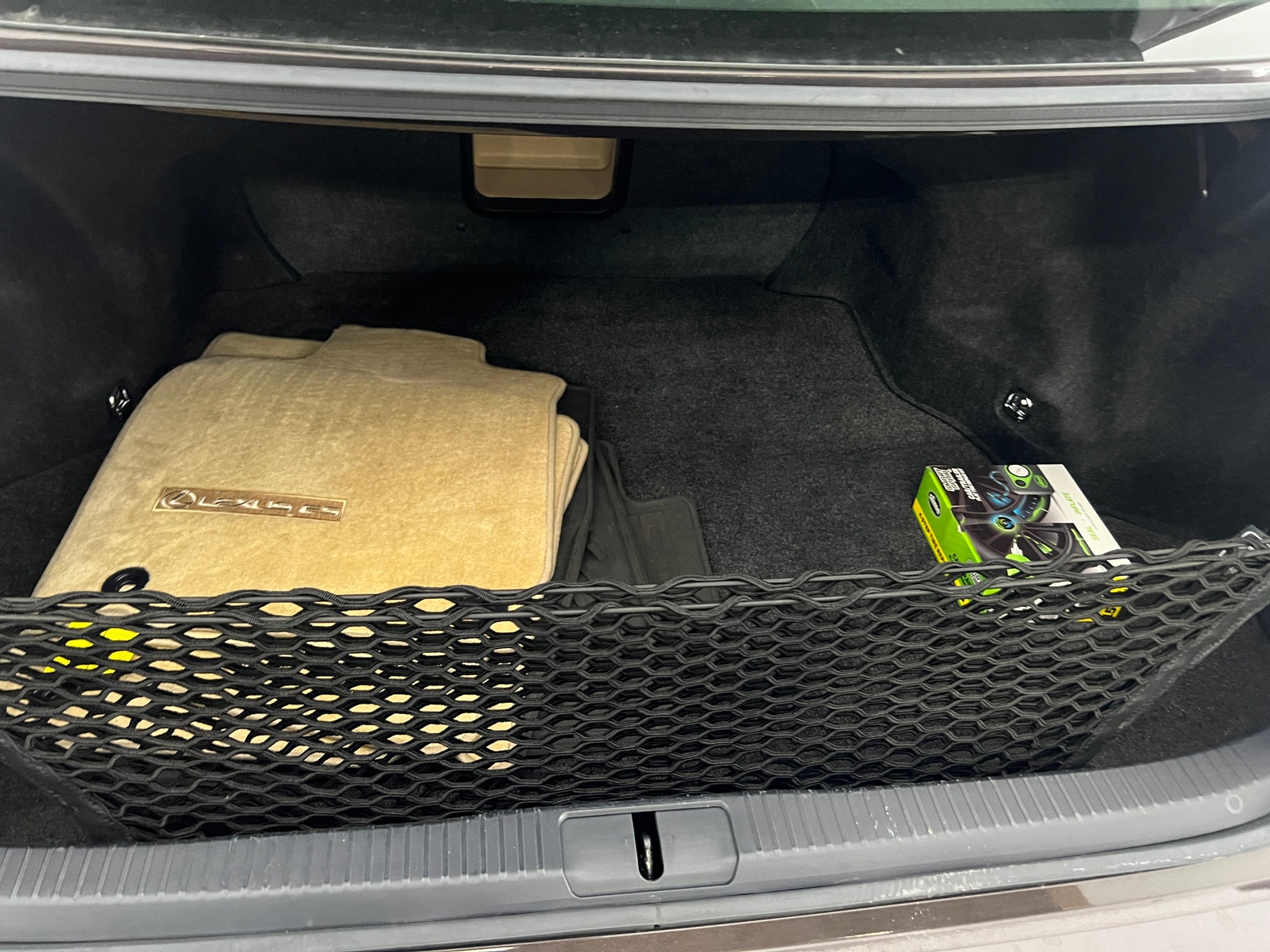 Thumbnail: 2013 Lexus ES - 6