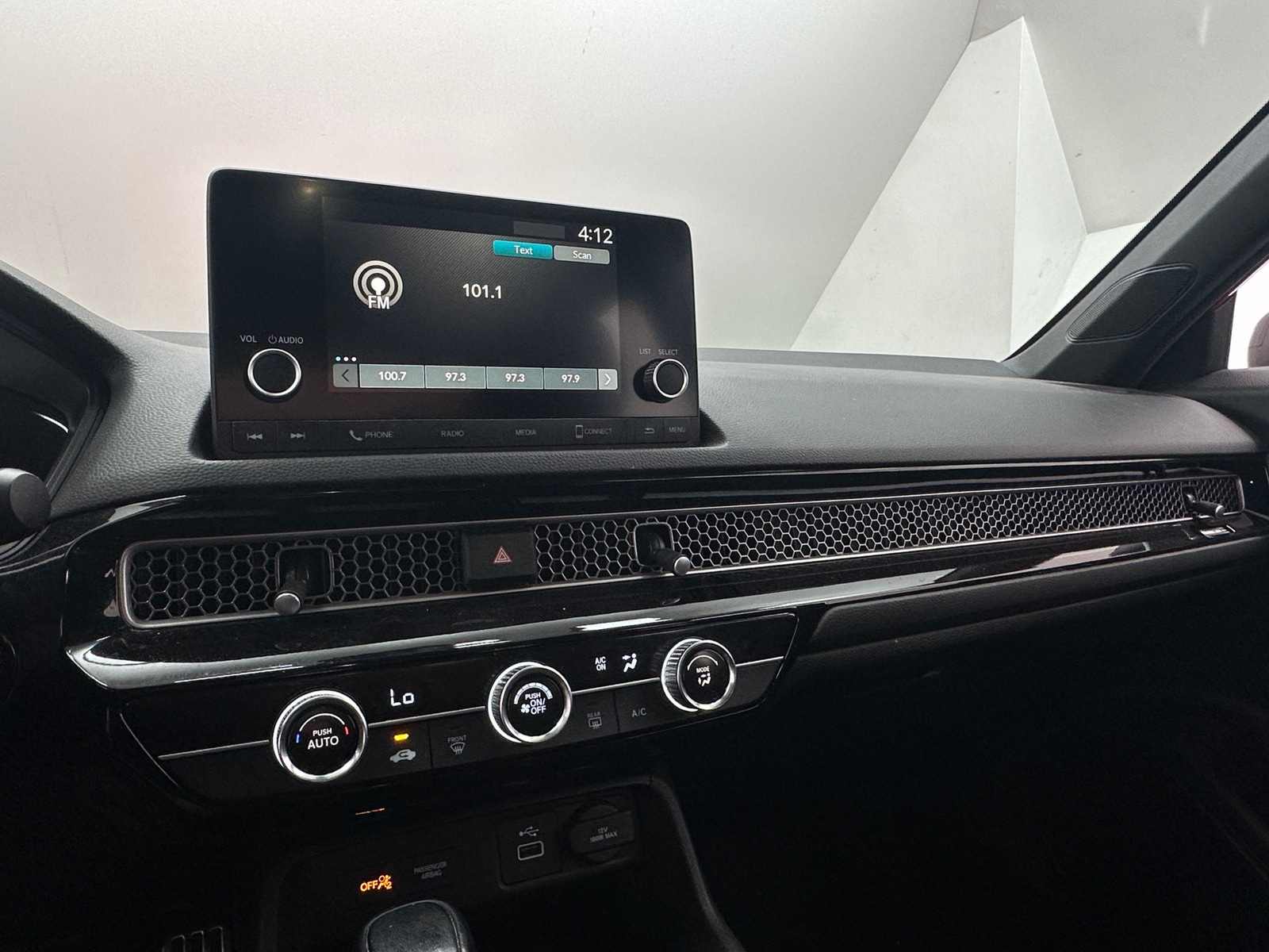 Thumbnail: 2022 Honda Civic - 4