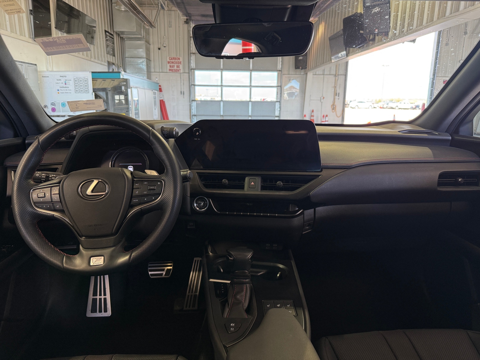 Thumbnail: 2023 Lexus UX - 2