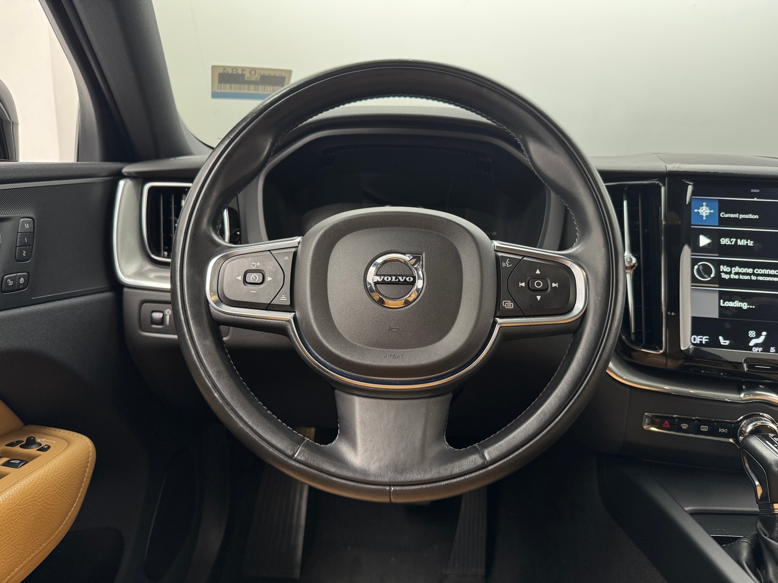 Thumbnail: 2019 Volvo XC60 - 4