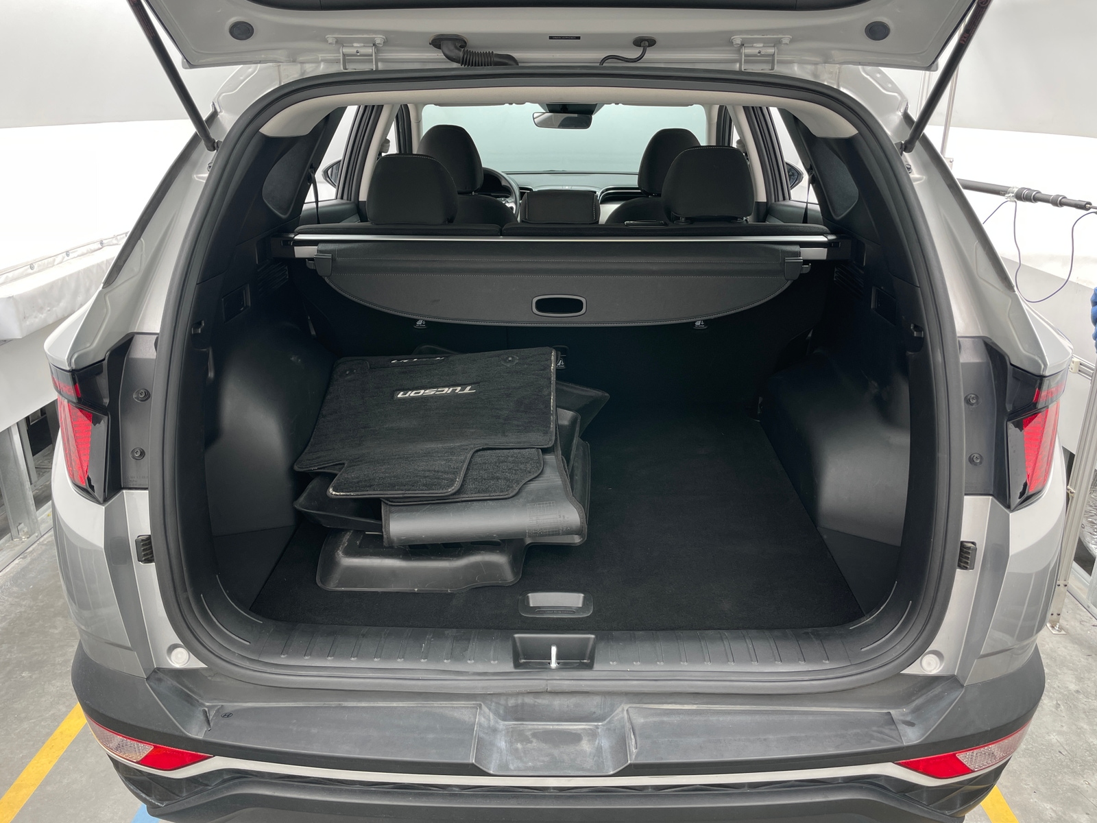 Thumbnail: 2023 Hyundai Tucson - 7