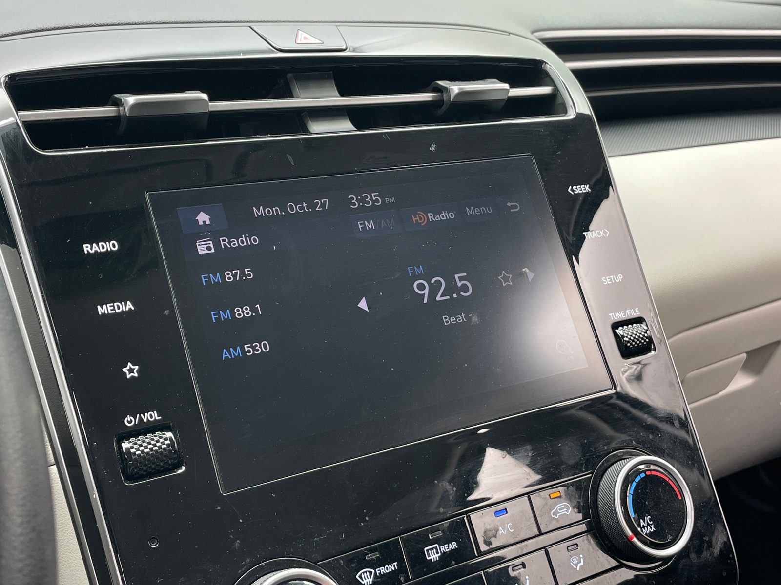 Thumbnail: 2023 Hyundai Tucson - 4