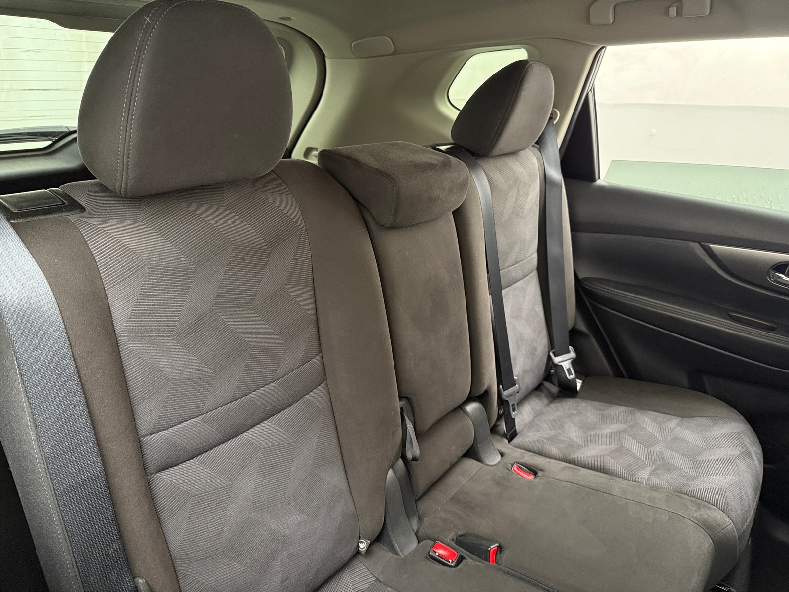 Thumbnail: 2015 Nissan Rogue - 6