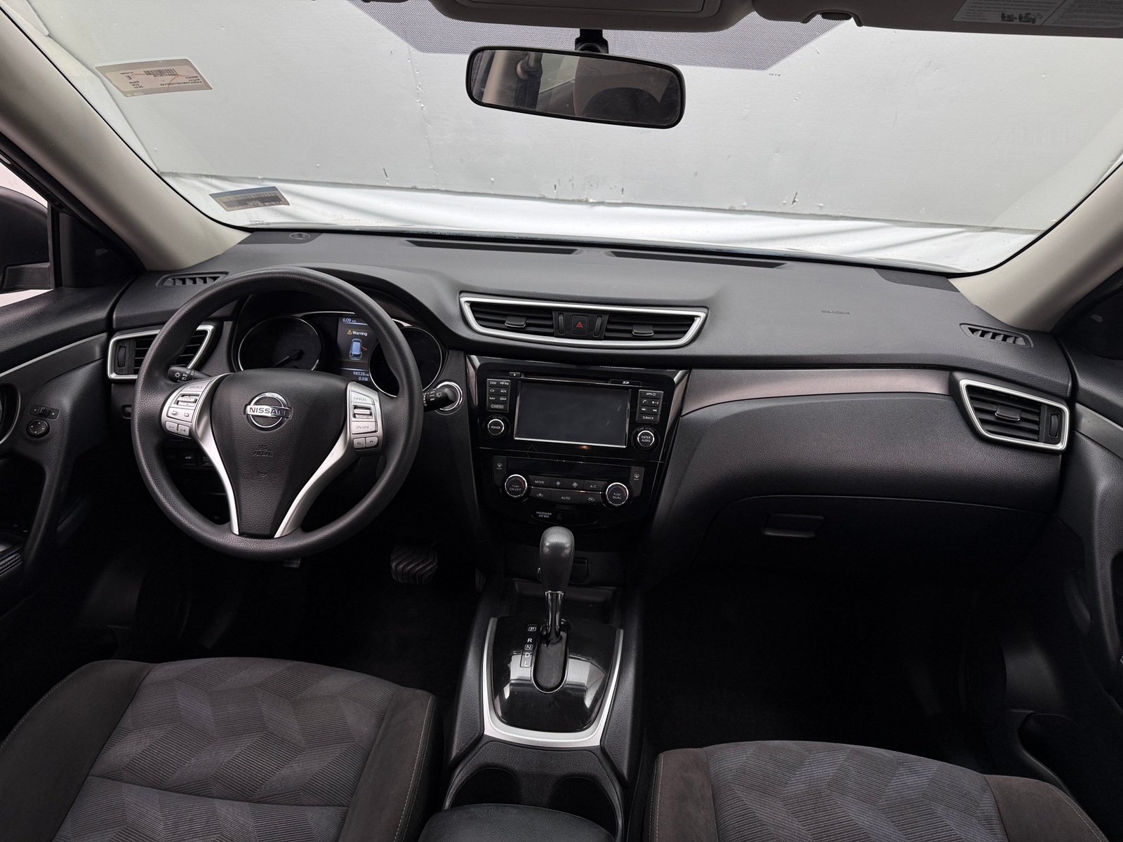 Thumbnail: 2015 Nissan Rogue - 3