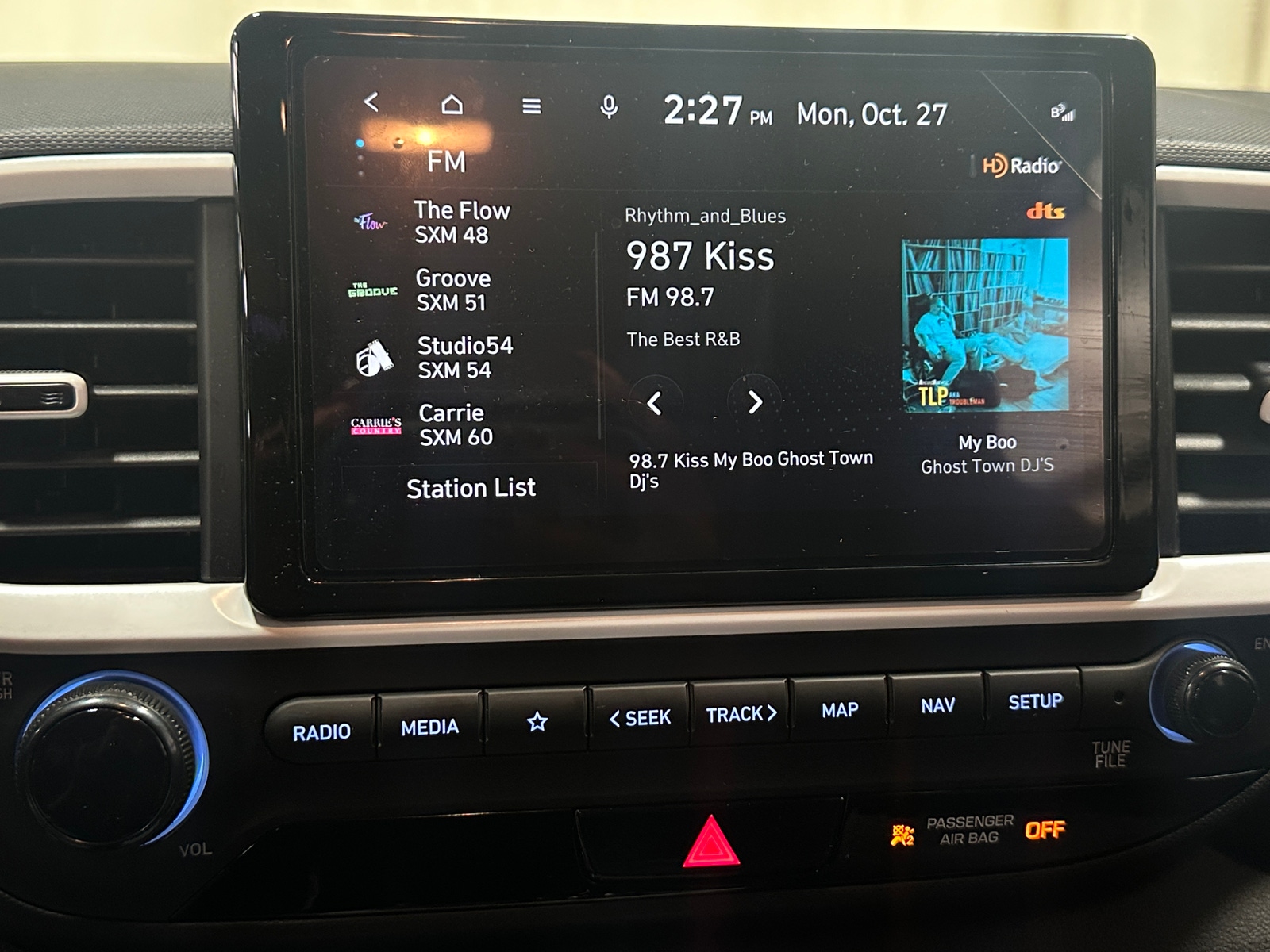 Thumbnail: 2024 Hyundai Venue - 3