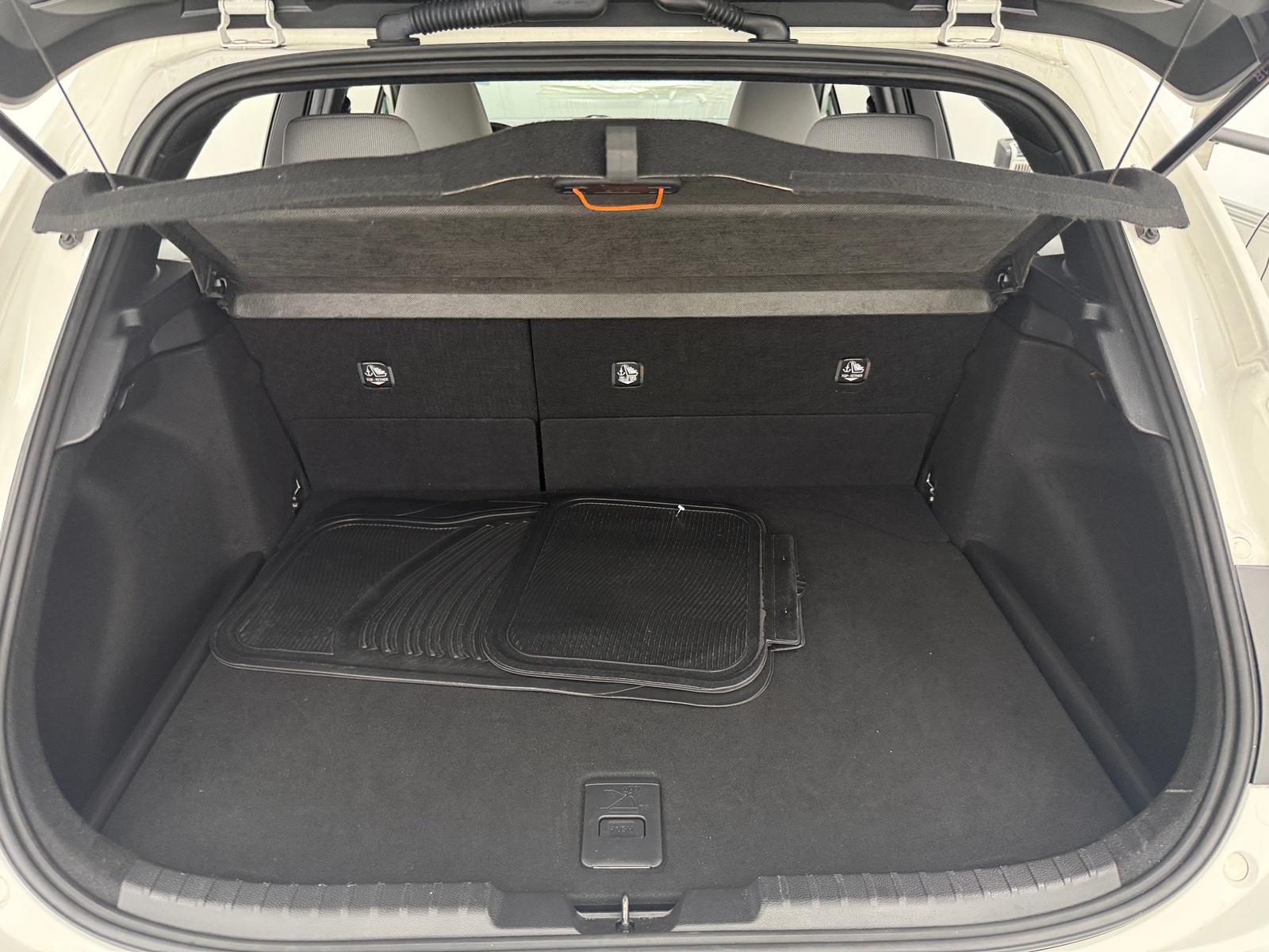 Thumbnail: 2023 Toyota Corolla - 7