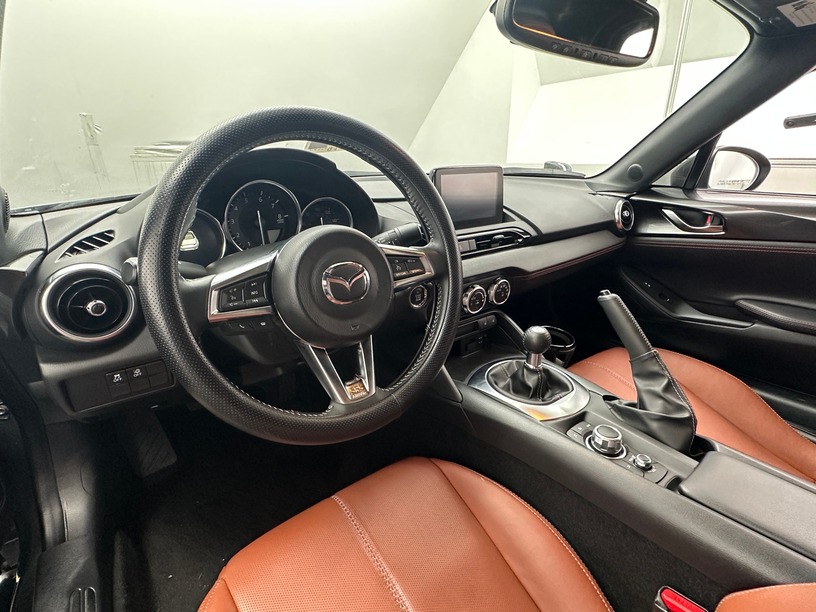 Thumbnail: 2023 Mazda MX-5 Miata - 2