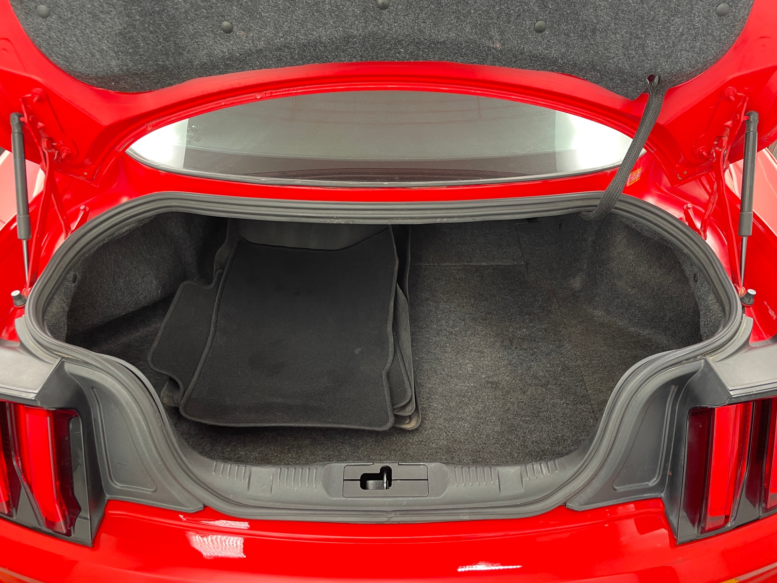 Thumbnail: 2016 Ford Mustang - 7