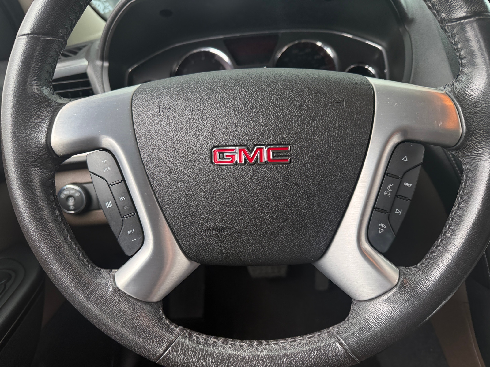 Thumbnail: 2014 GMC Acadia - 4