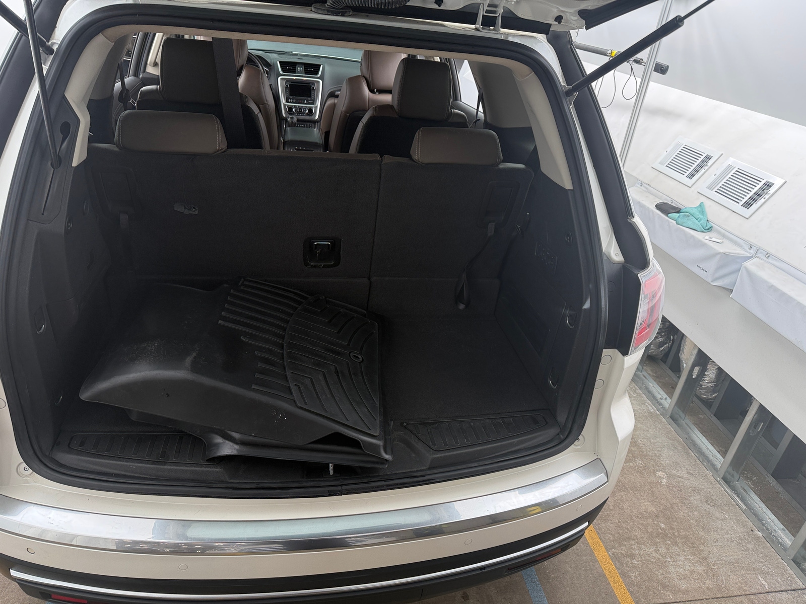 Thumbnail: 2014 GMC Acadia - 6