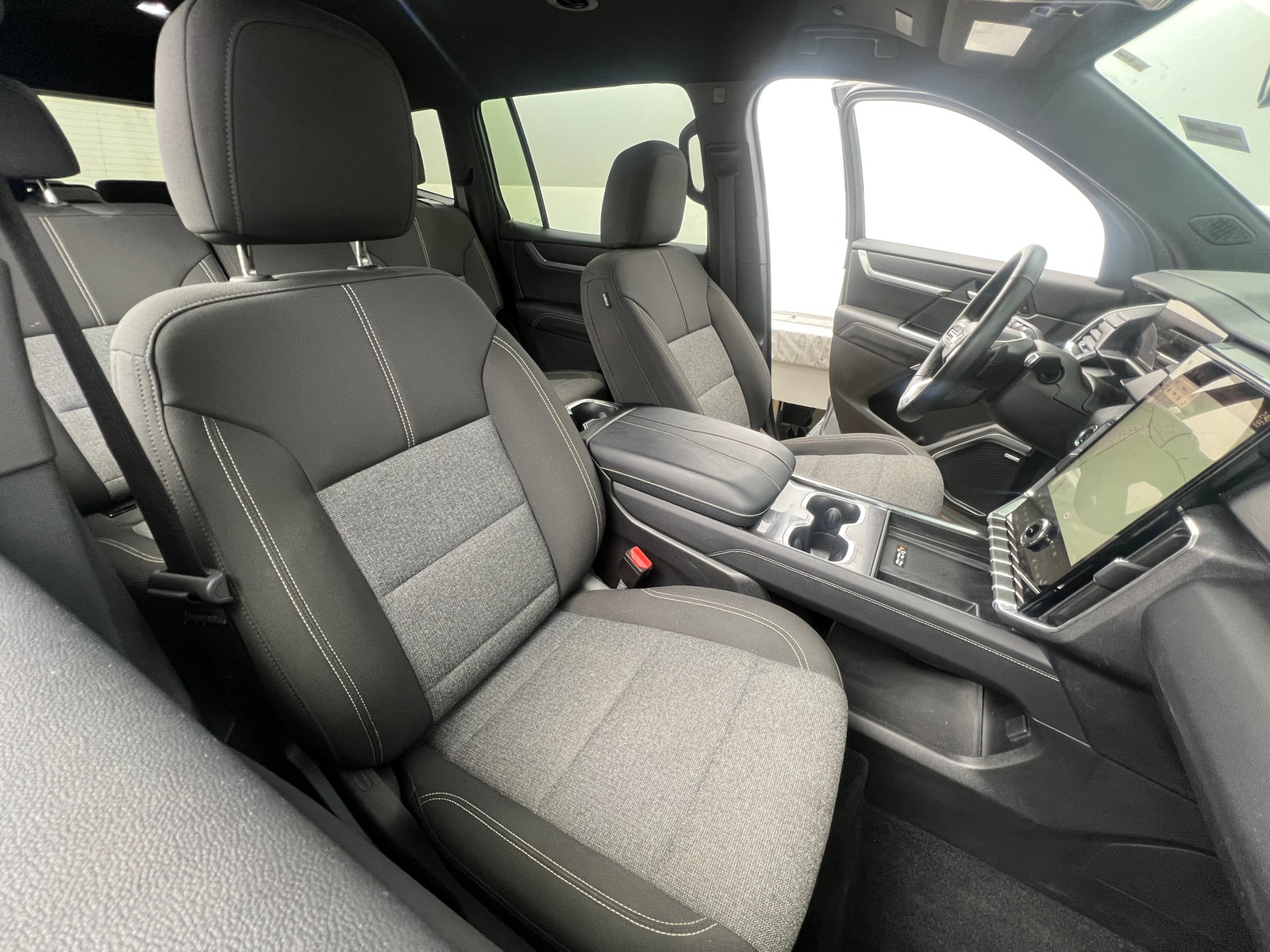 Thumbnail: 2025 GMC Acadia - 2