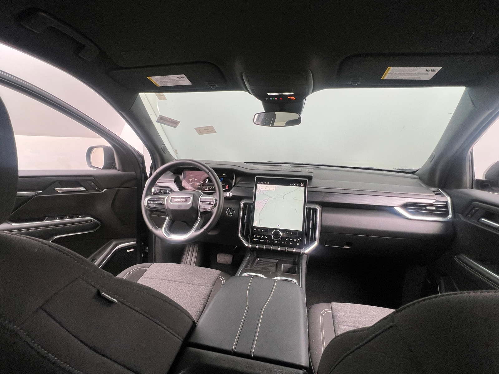 Thumbnail: 2025 GMC Acadia - 3