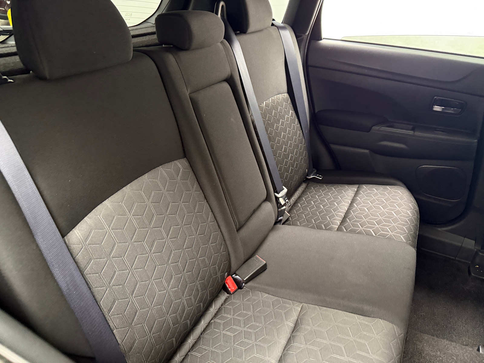 Thumbnail: 2020 Mitsubishi Outlander Sport - 6