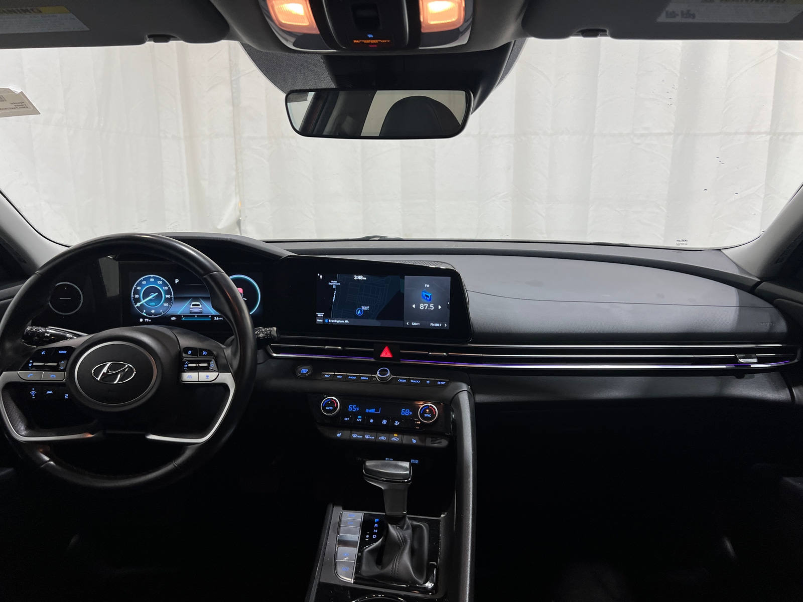 Thumbnail: 2022 Hyundai Elantra - 2