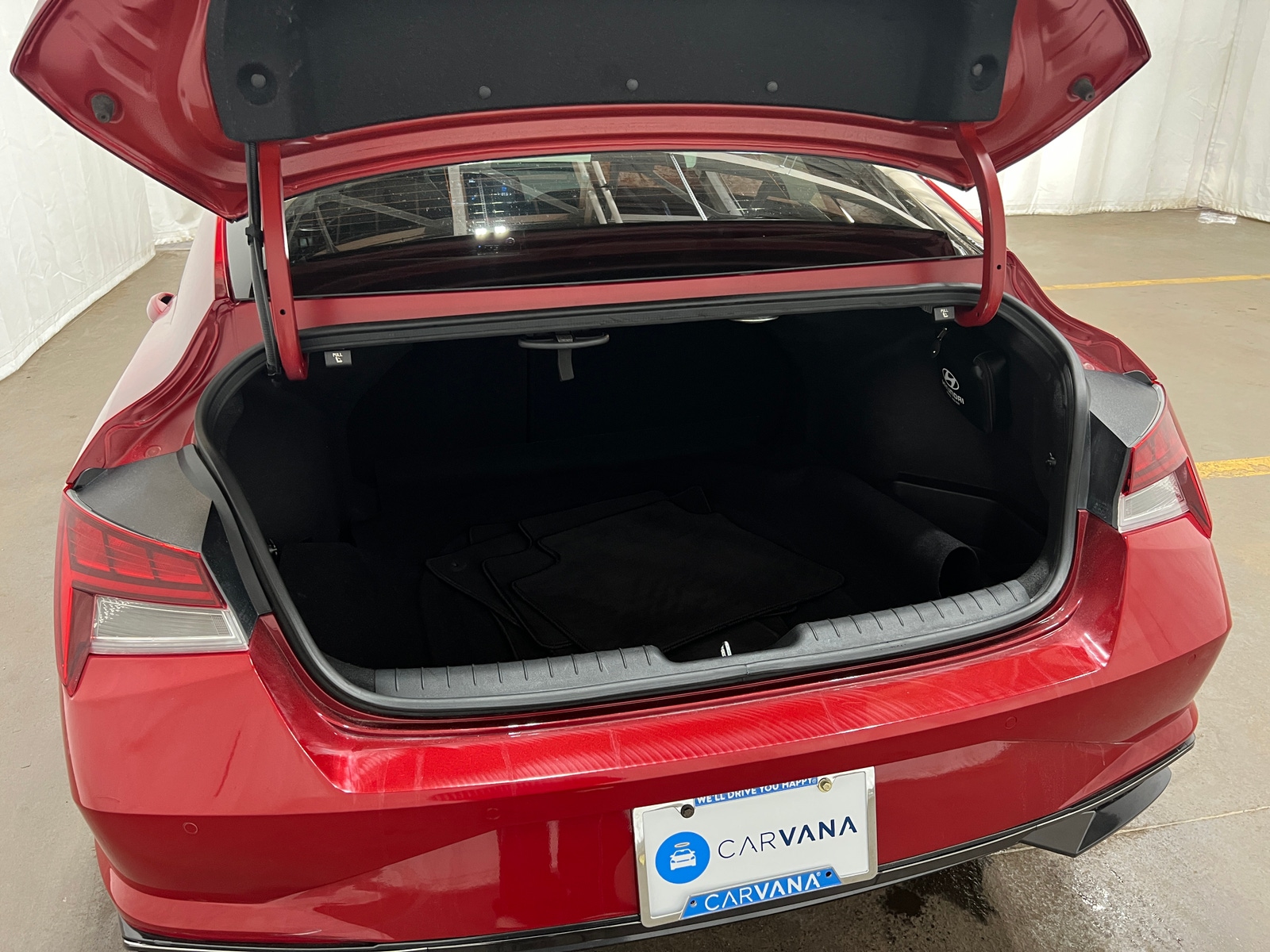 Thumbnail: 2022 Hyundai Elantra - 6