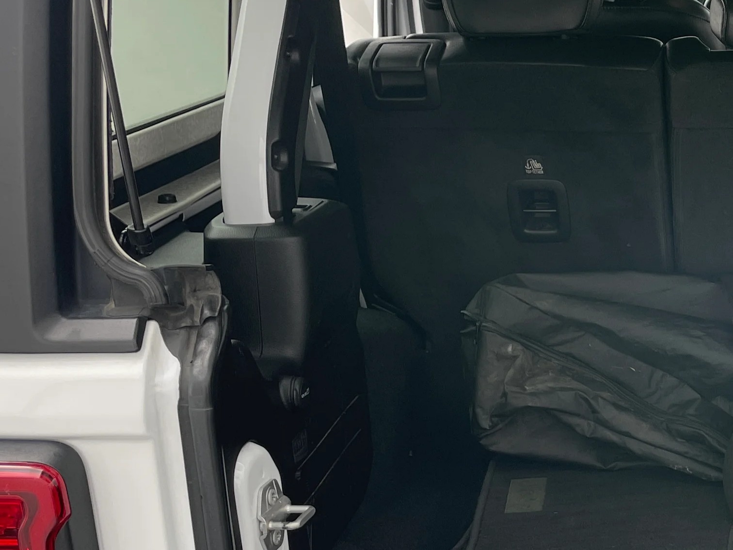 Thumbnail: 2022 Jeep Wrangler - 6