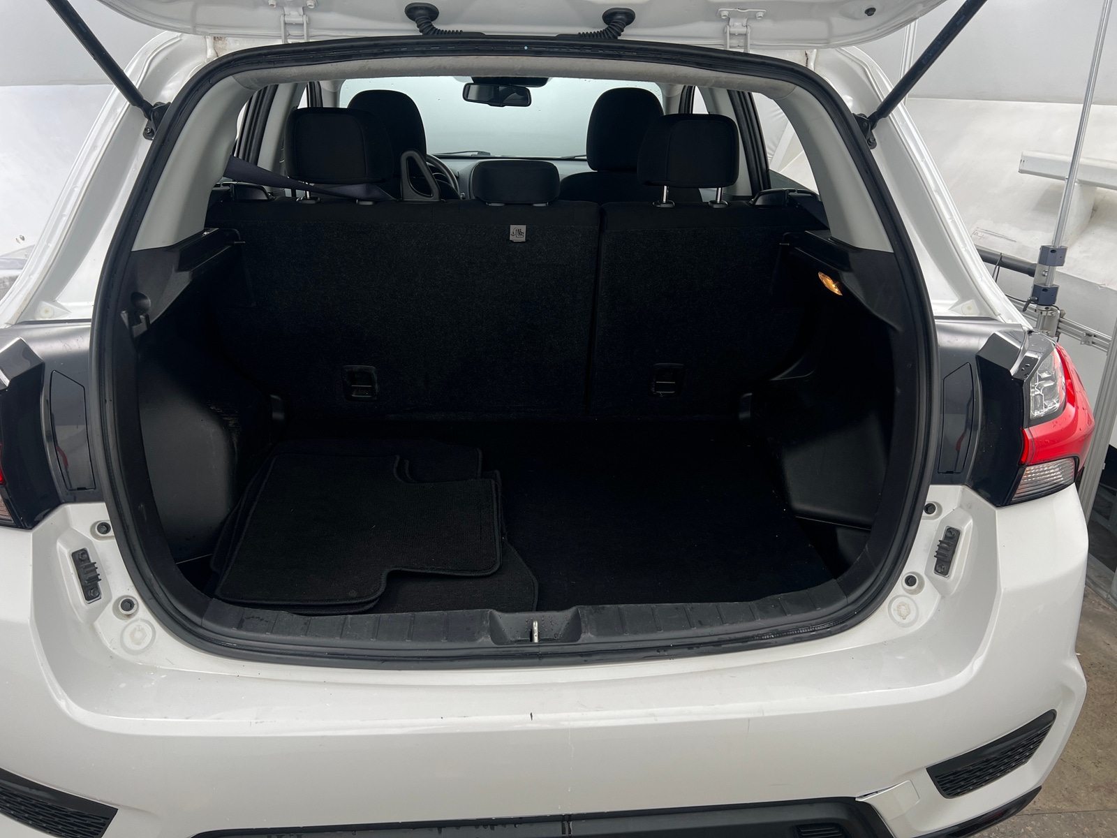 Thumbnail: 2021 Mitsubishi Outlander Sport - 7