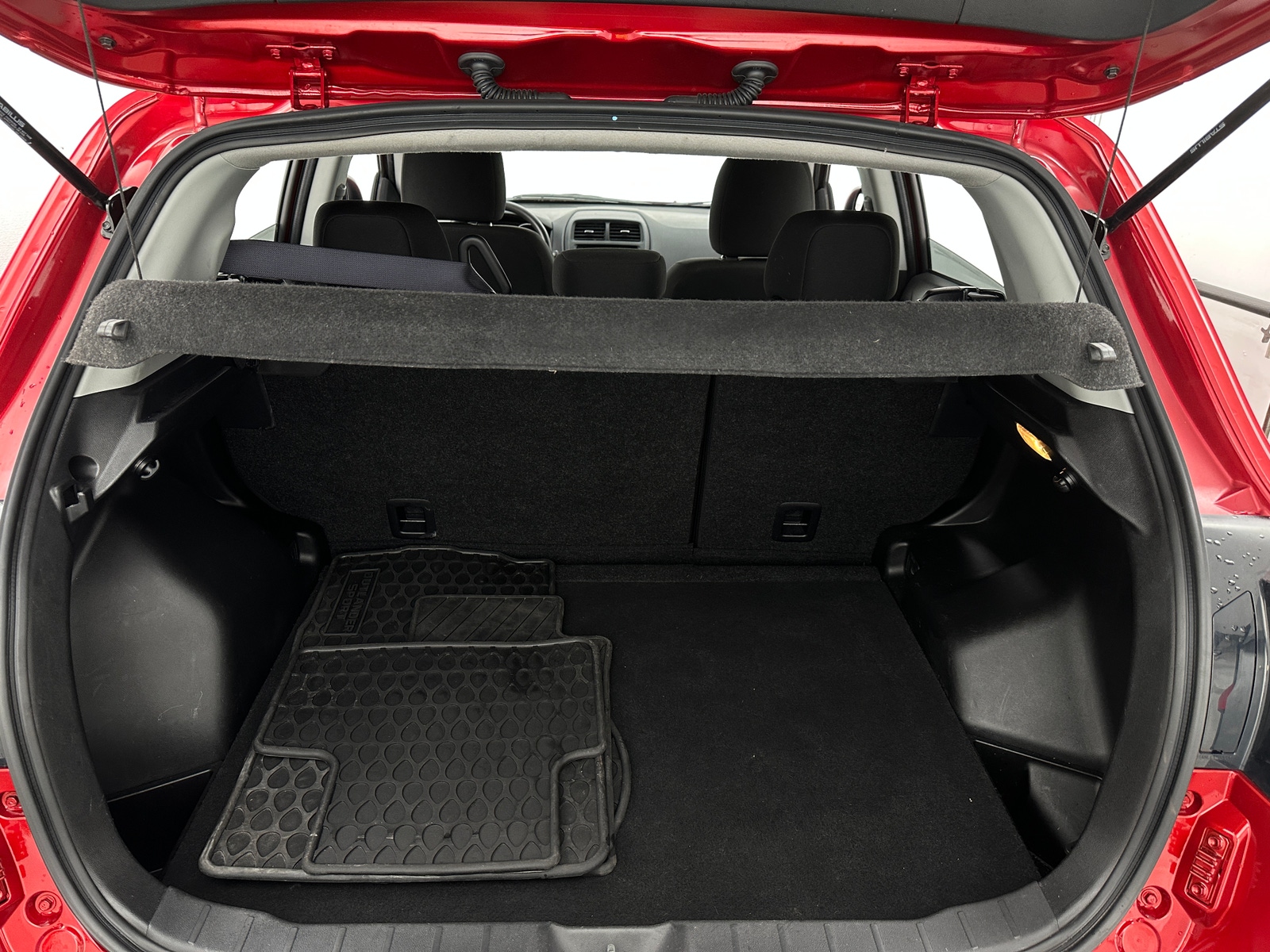 Thumbnail: 2024 Mitsubishi Outlander Sport - 7