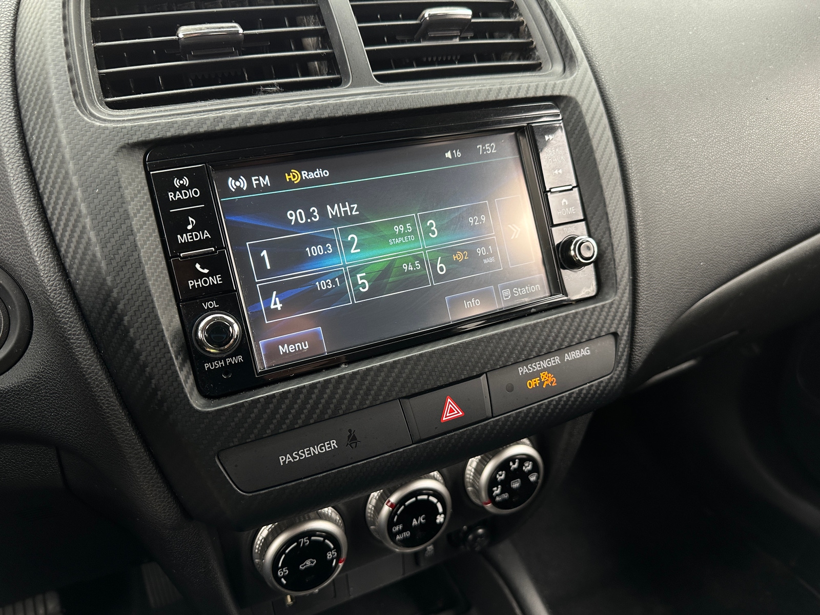 Thumbnail: 2024 Mitsubishi Outlander Sport - 4