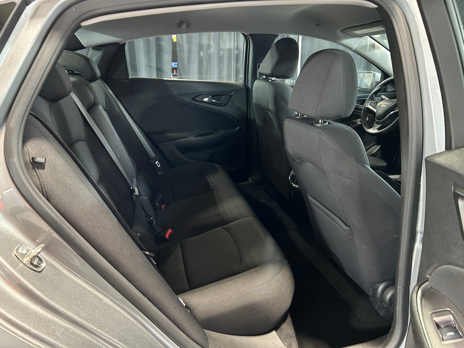 Thumbnail: 2023 Chevrolet Malibu - 6