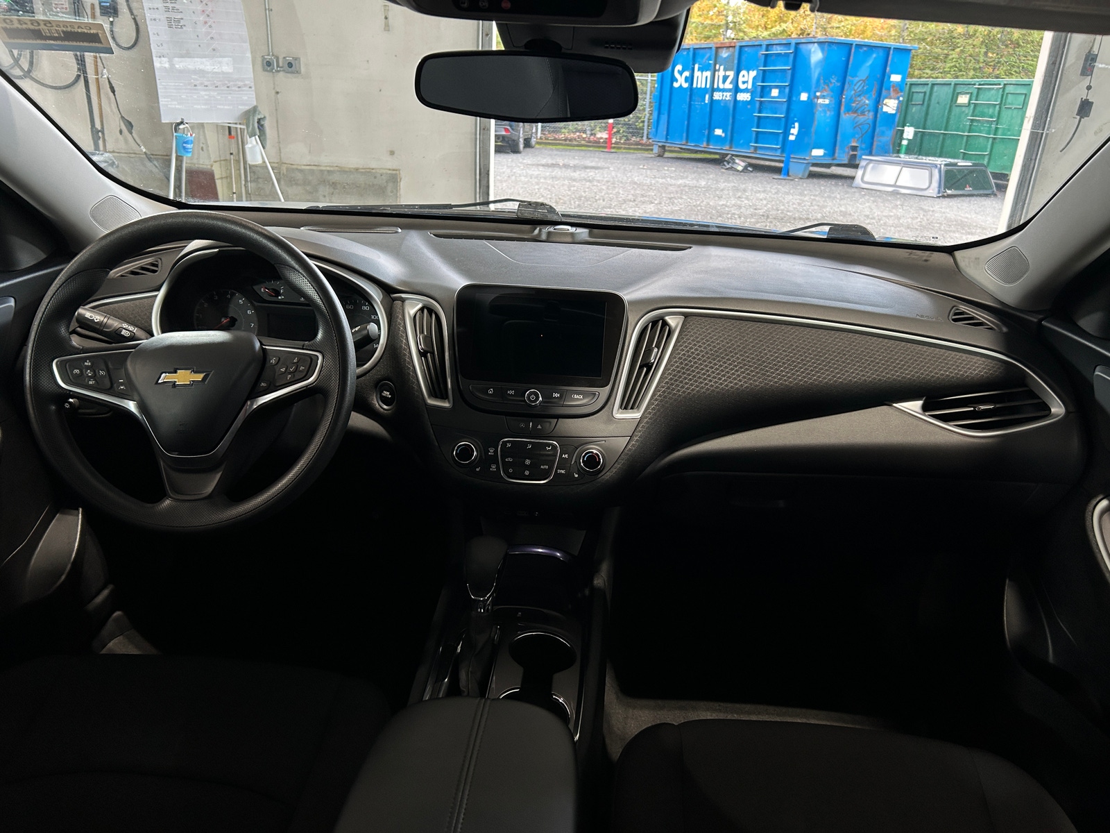 Thumbnail: 2023 Chevrolet Malibu - 3