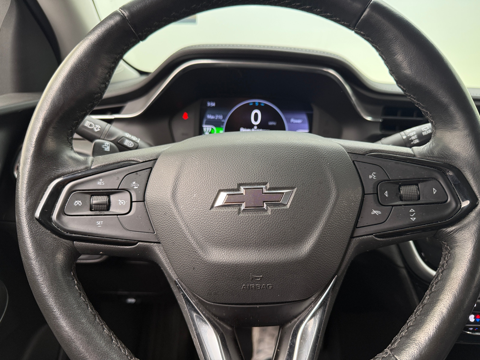 Thumbnail: 2023 Chevrolet Bolt EUV - 4