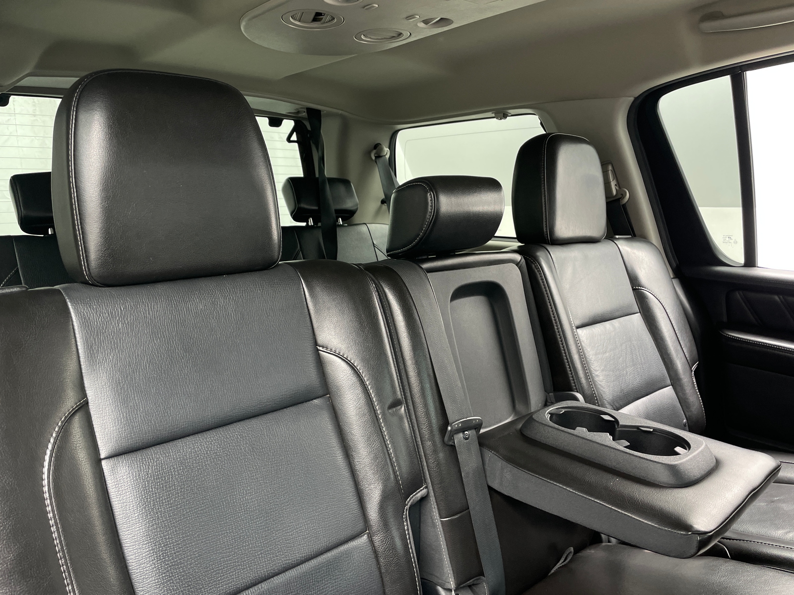 Thumbnail: 2015 Nissan Armada - 6