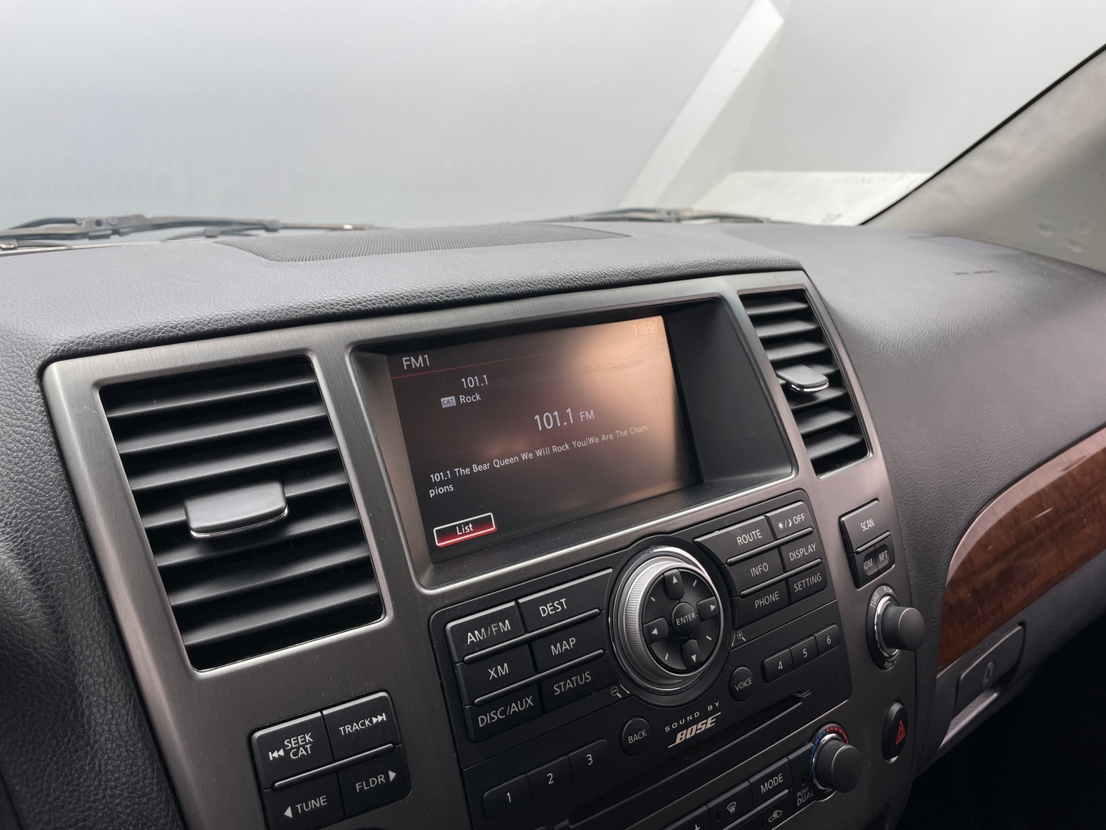 Thumbnail: 2015 Nissan Armada - 4