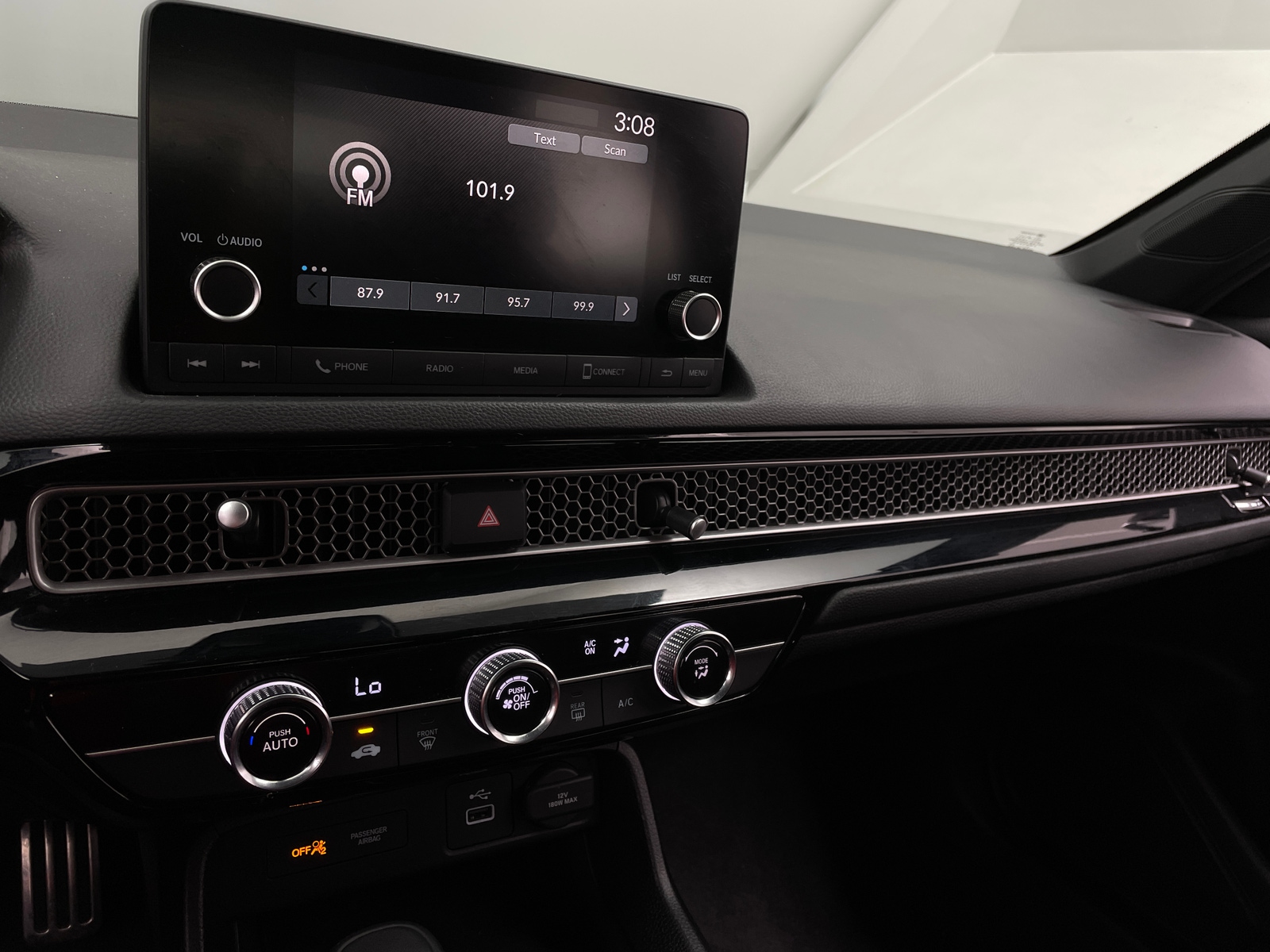 Thumbnail: 2024 Honda Civic - 4