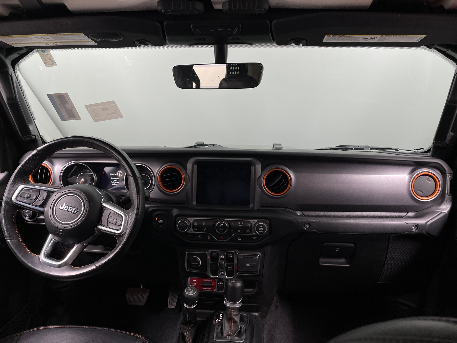 Thumbnail: 2023 Jeep Gladiator - 3