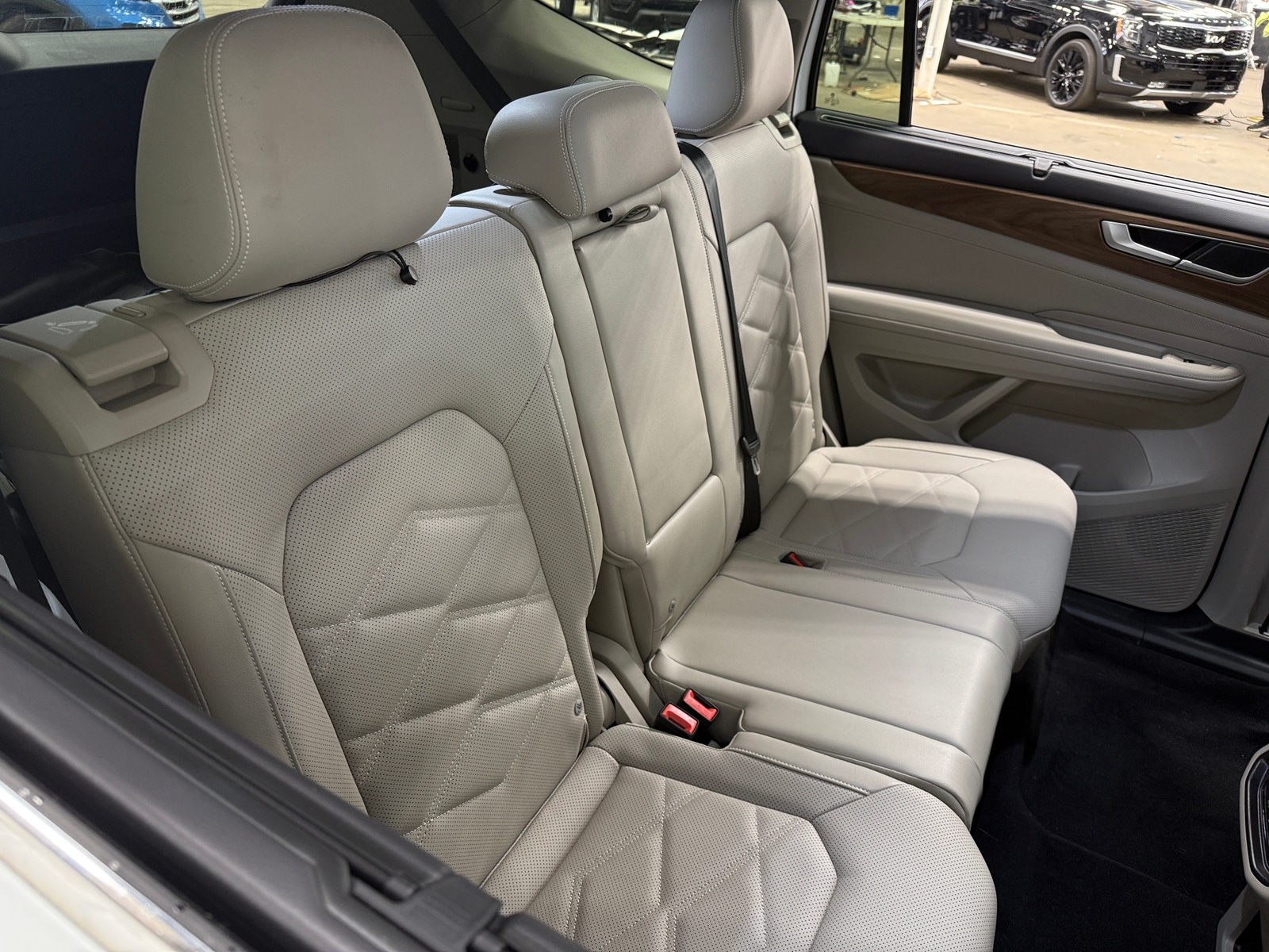 Thumbnail: 2024 Volkswagen Atlas - 5