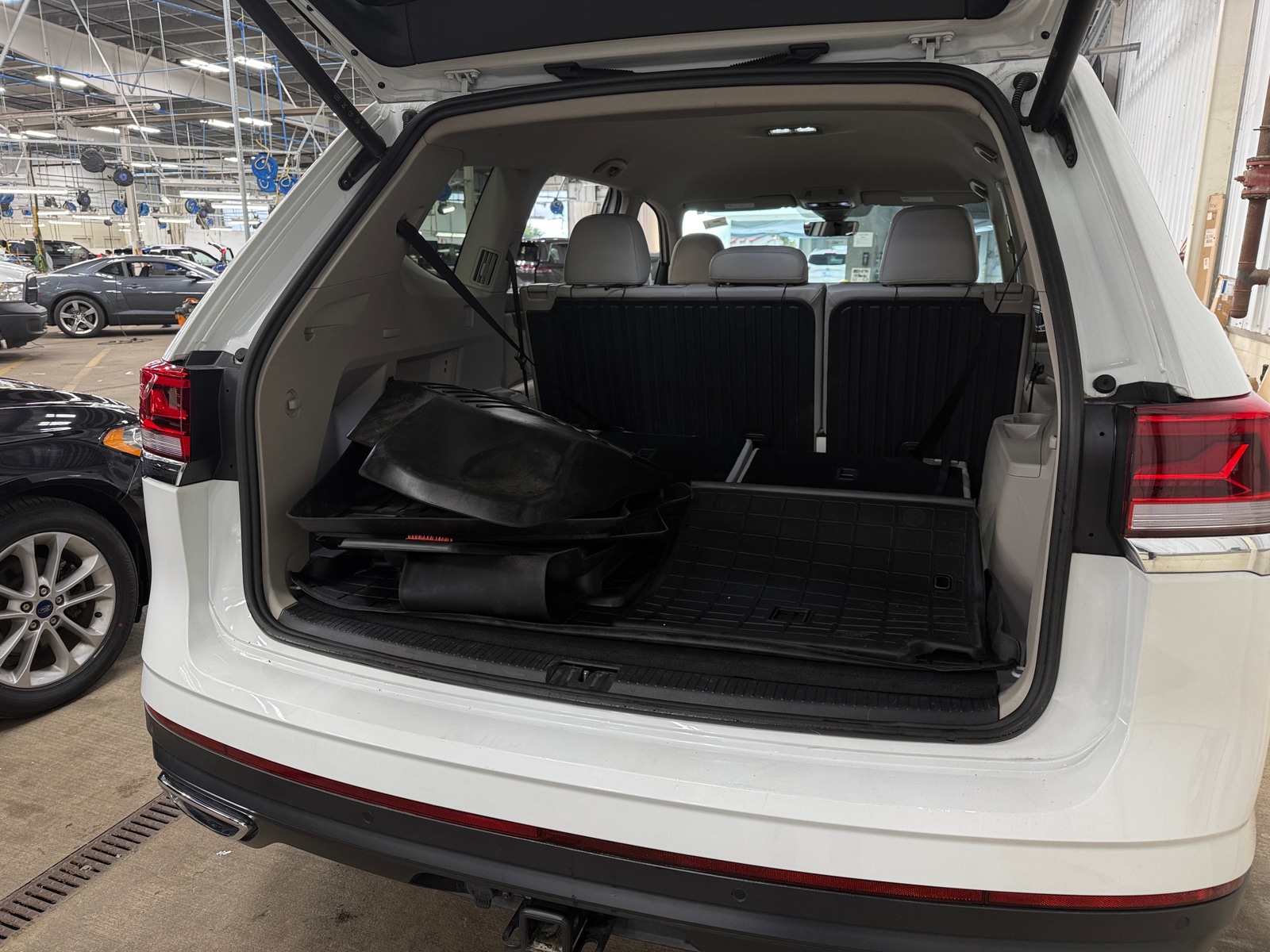 Thumbnail: 2024 Volkswagen Atlas - 6