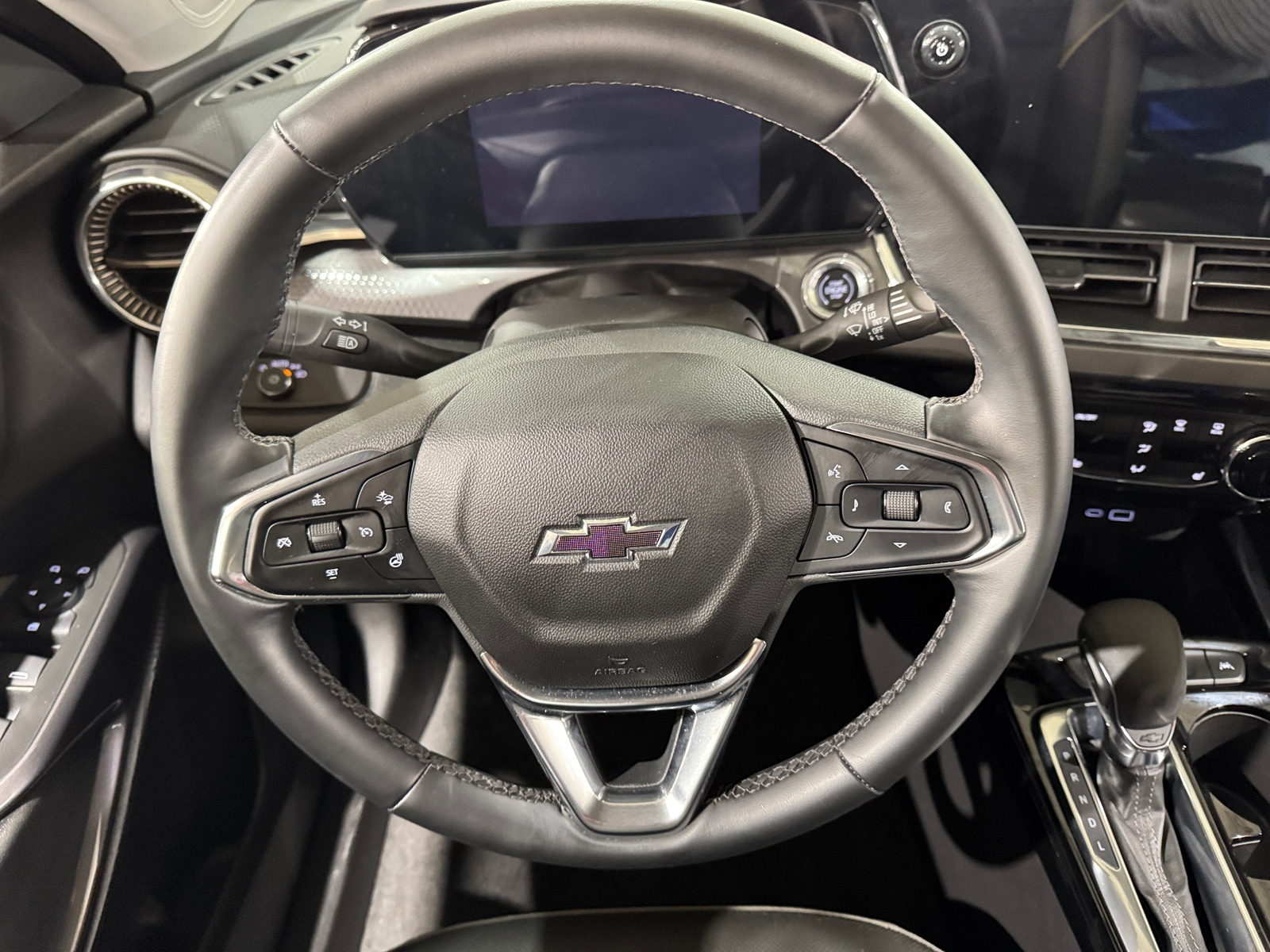 Thumbnail: 2025 Chevrolet Trax - 4