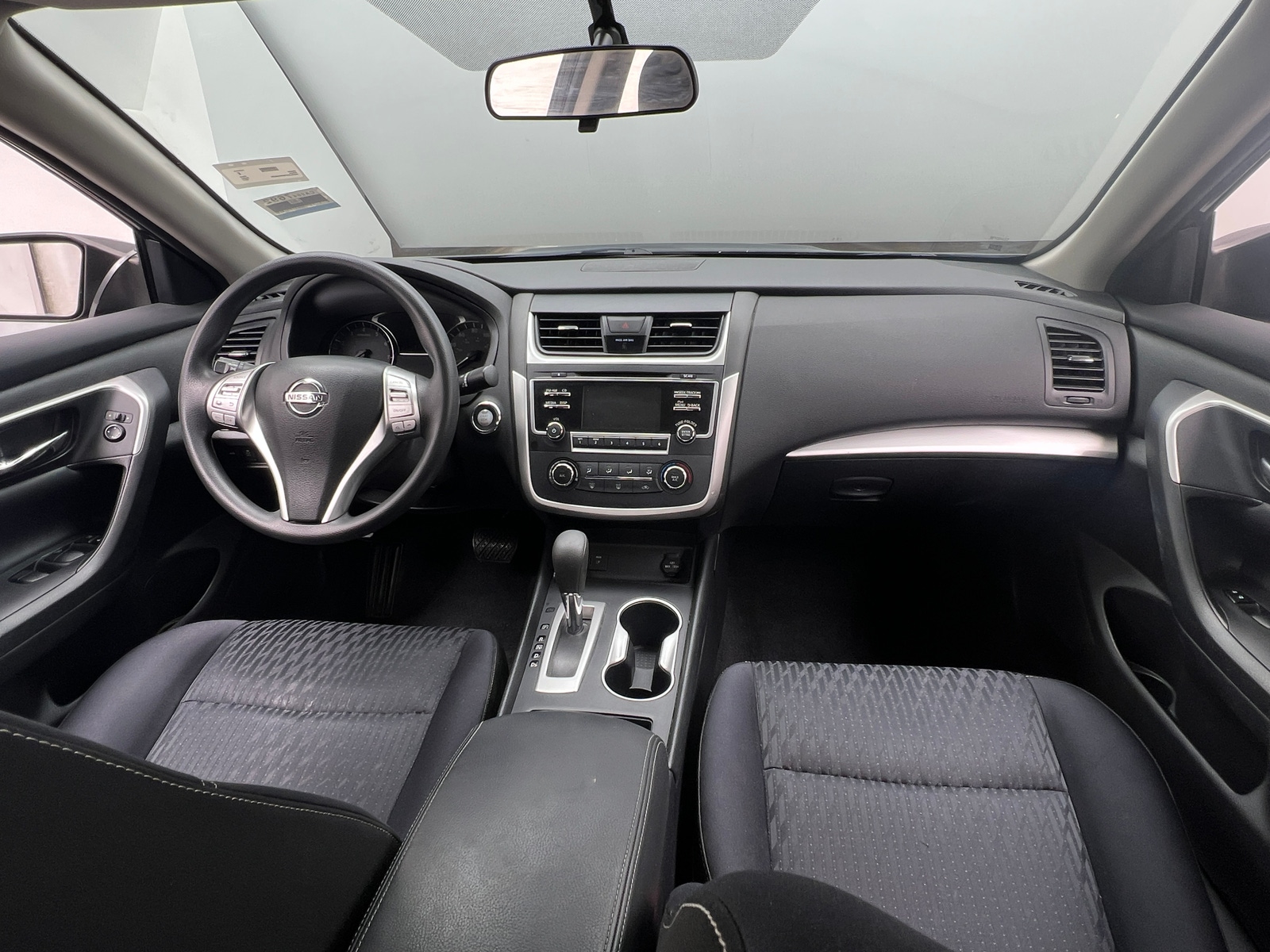 Thumbnail: 2017 Nissan Altima - 3