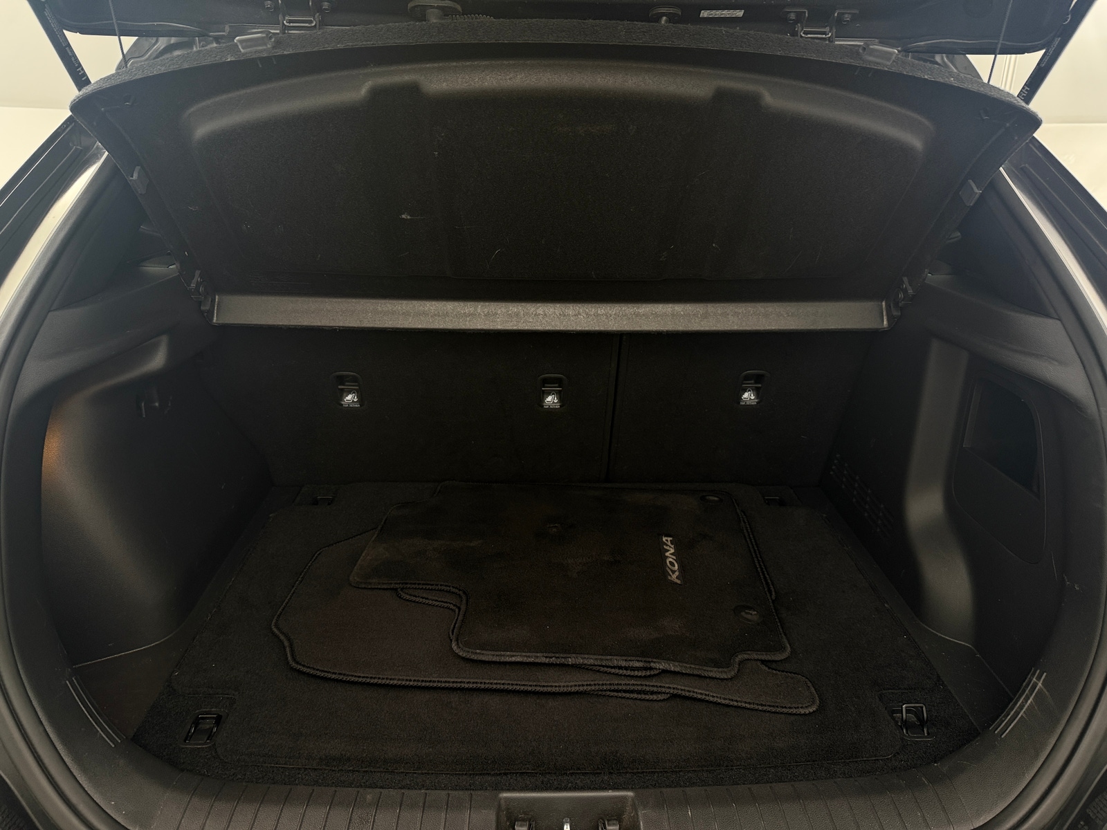 Thumbnail: 2022 Hyundai Kona - 7