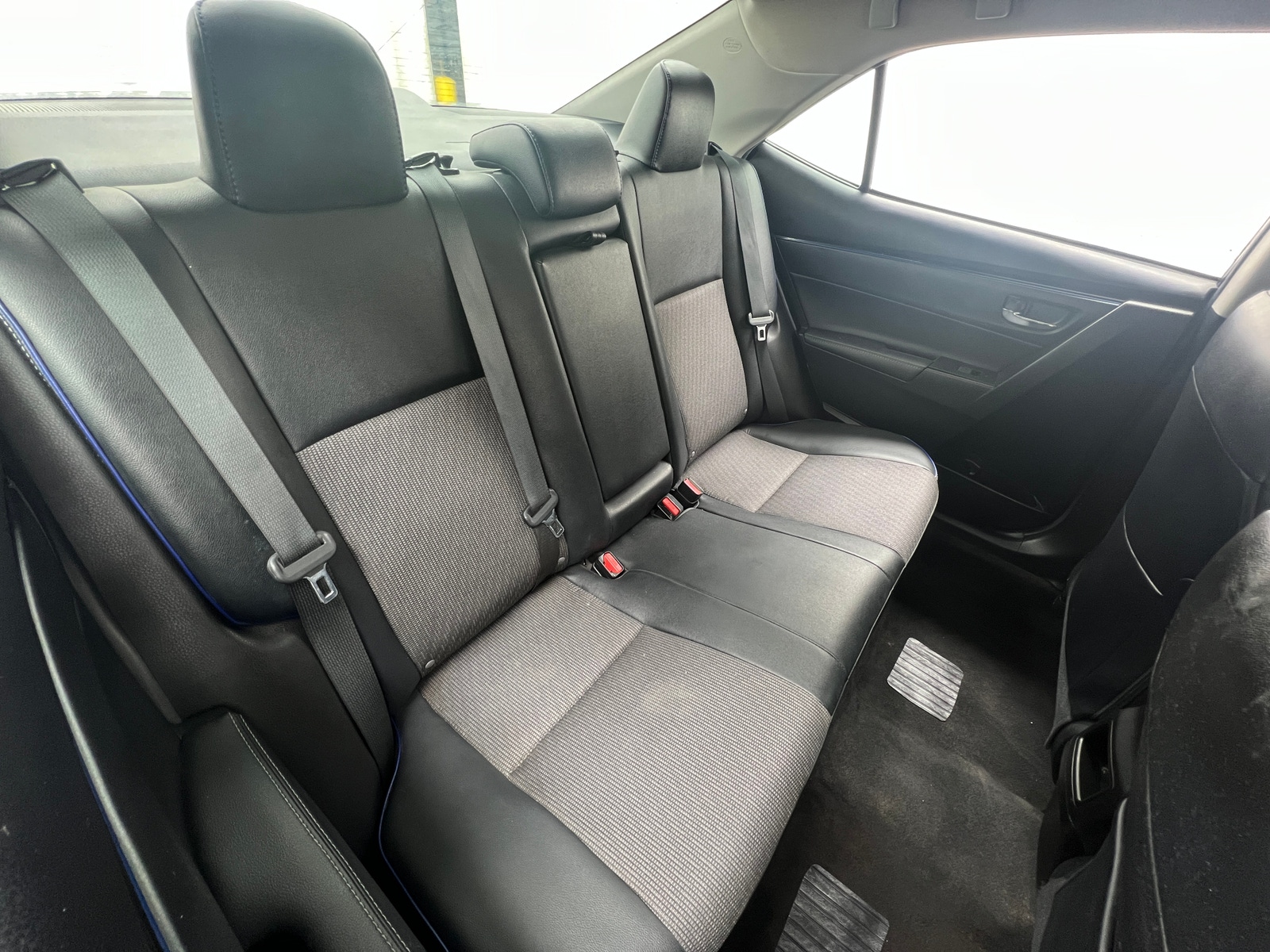 Thumbnail: 2018 Toyota Corolla - 6