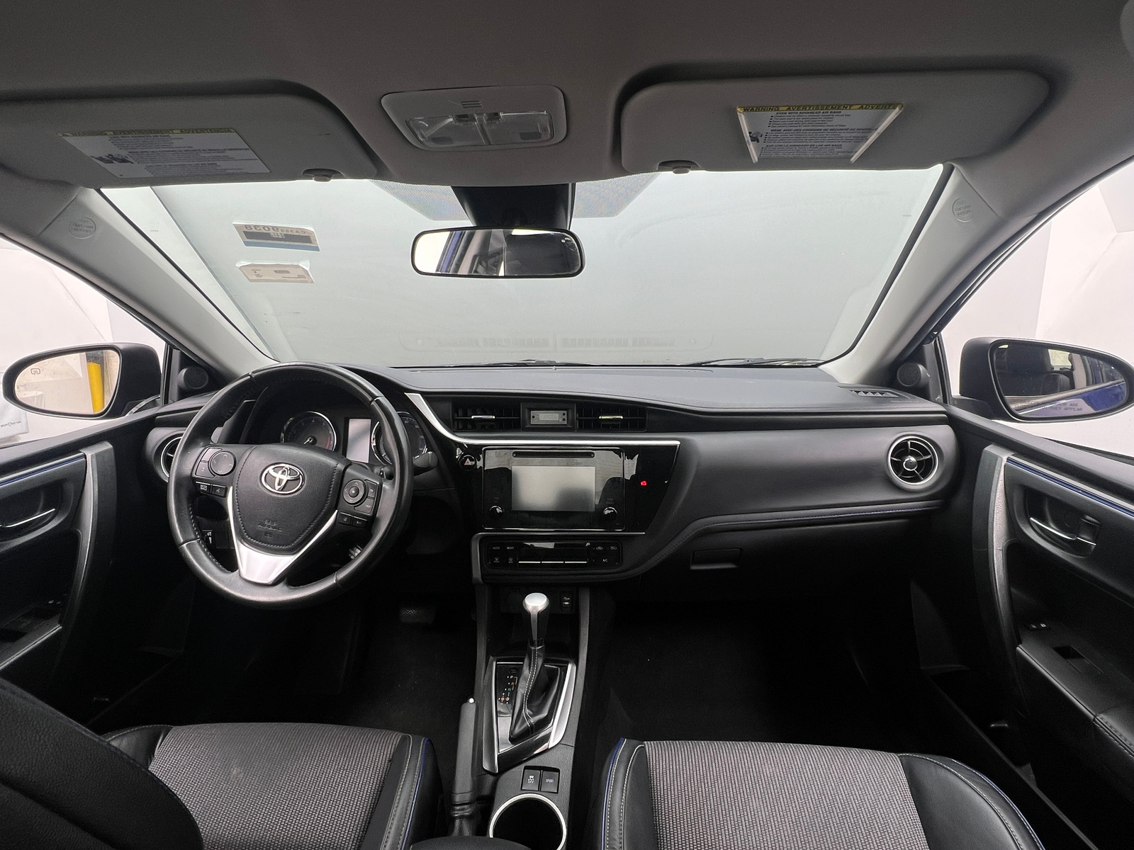 Thumbnail: 2018 Toyota Corolla - 3