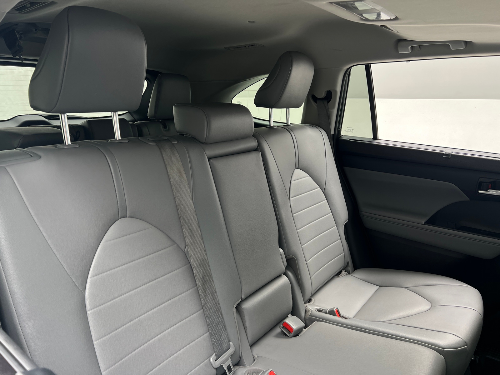 Thumbnail: 2021 Toyota Highlander - 5