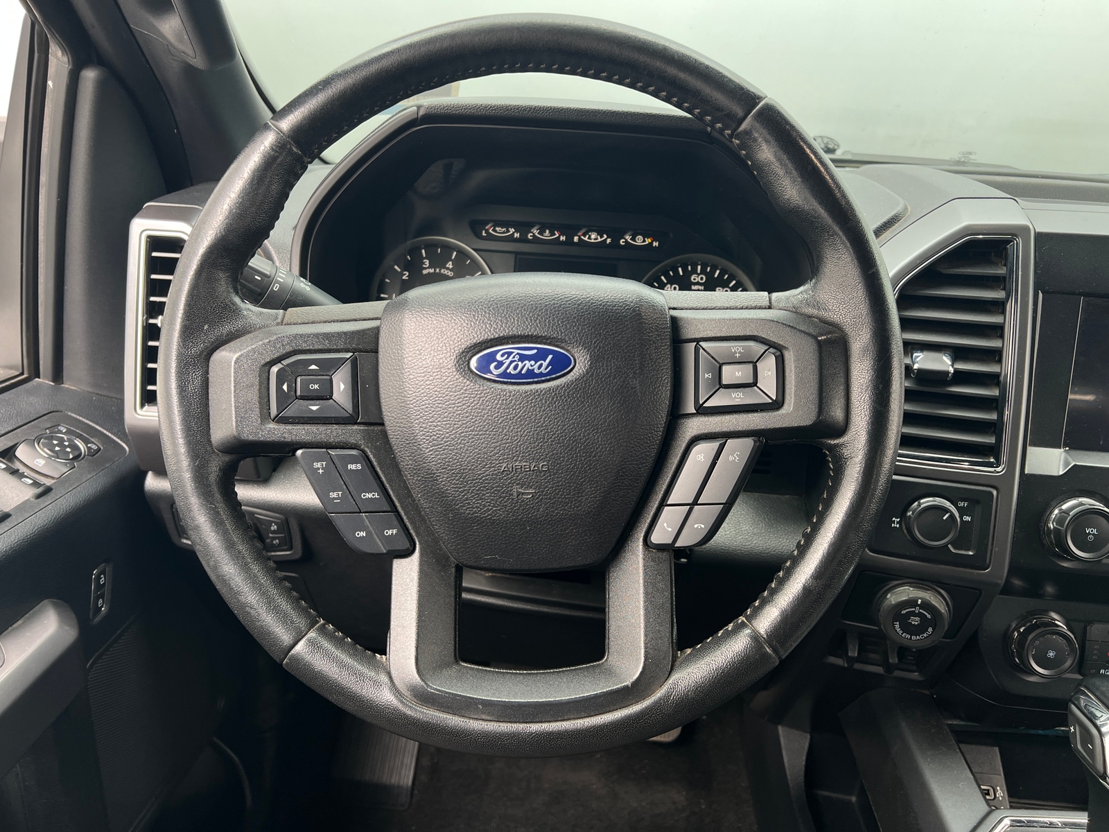 Thumbnail: 2020 Ford Econoline - 5