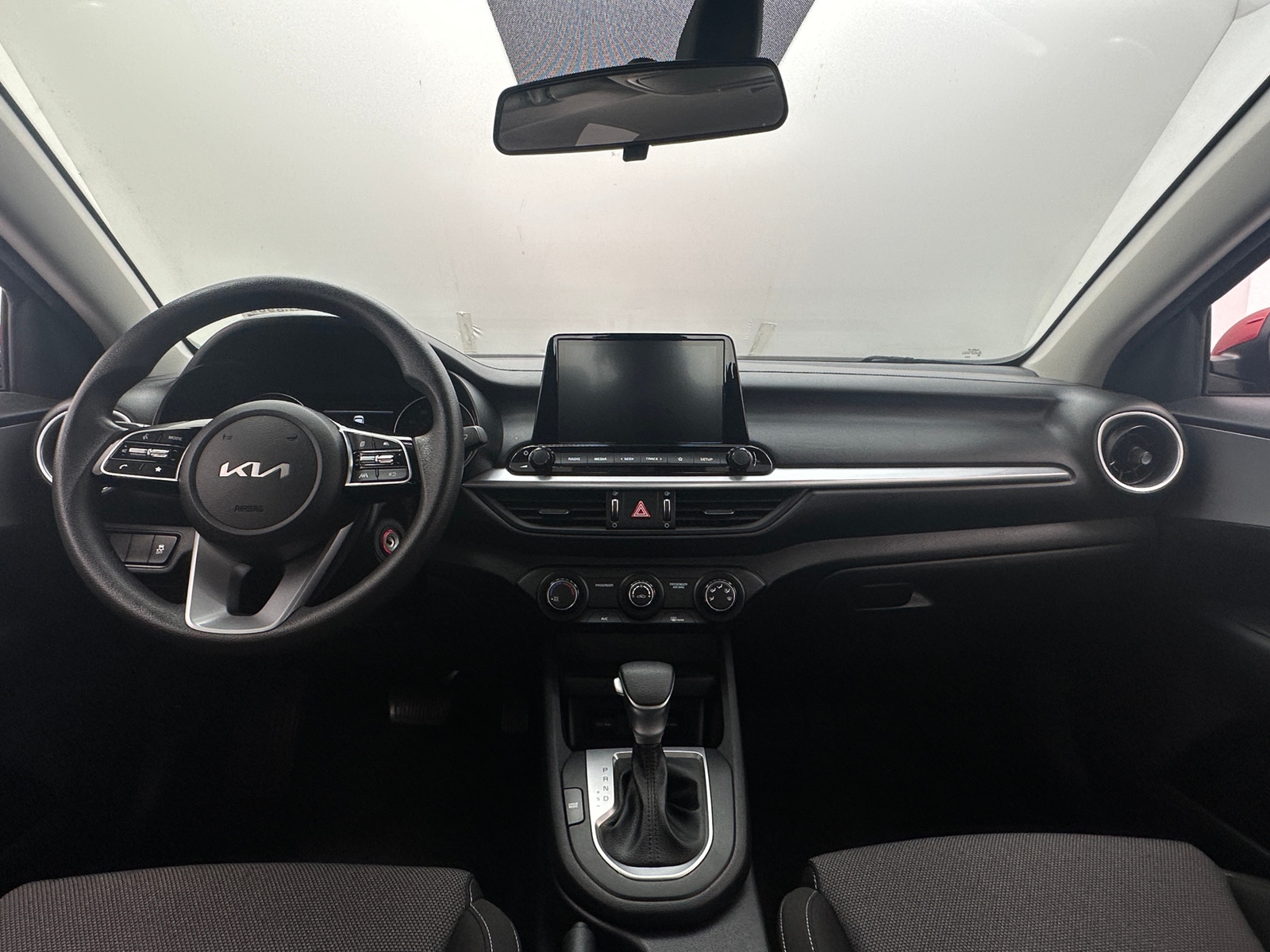 Thumbnail: 2023 Kia Forte - 3