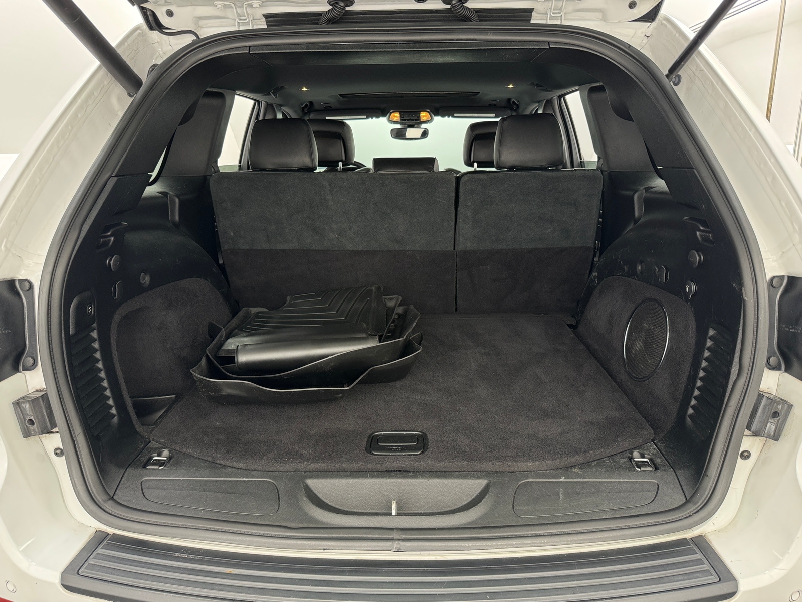 Thumbnail: 2019 Jeep Grand Cherokee - 6