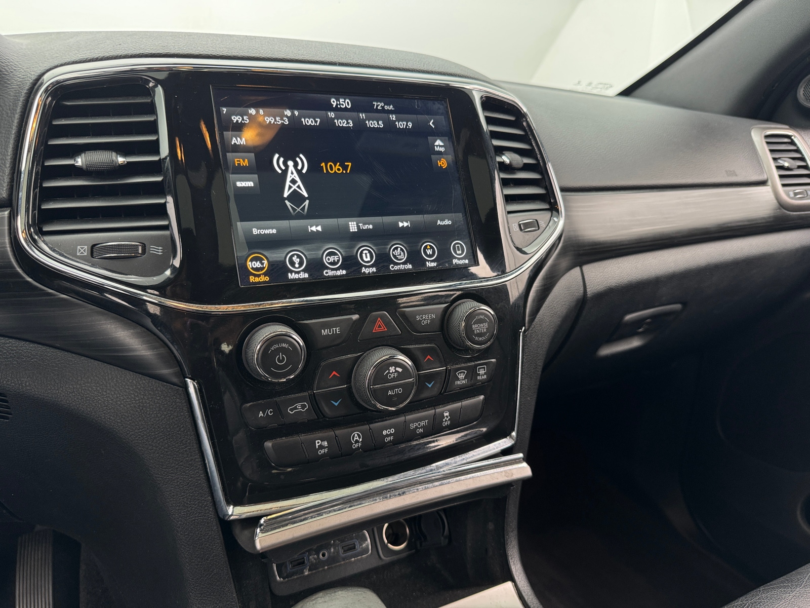 Thumbnail: 2019 Jeep Grand Cherokee - 3