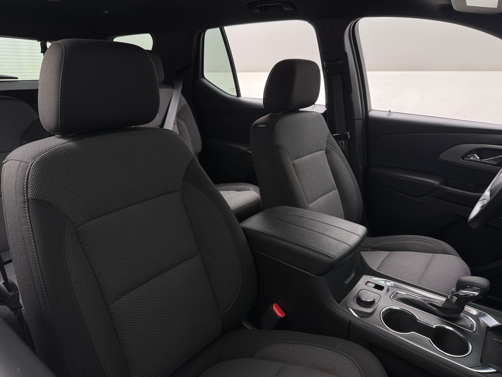 Thumbnail: 2023 Chevrolet Traverse - 2