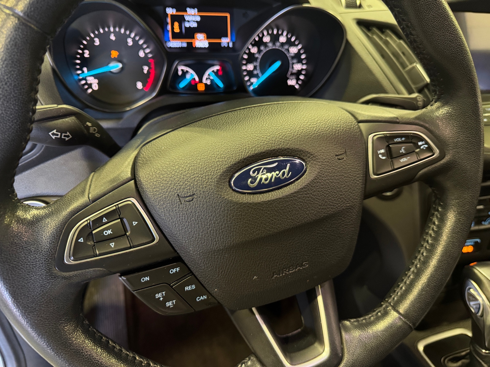 Thumbnail: 2019 Ford Escape - 4