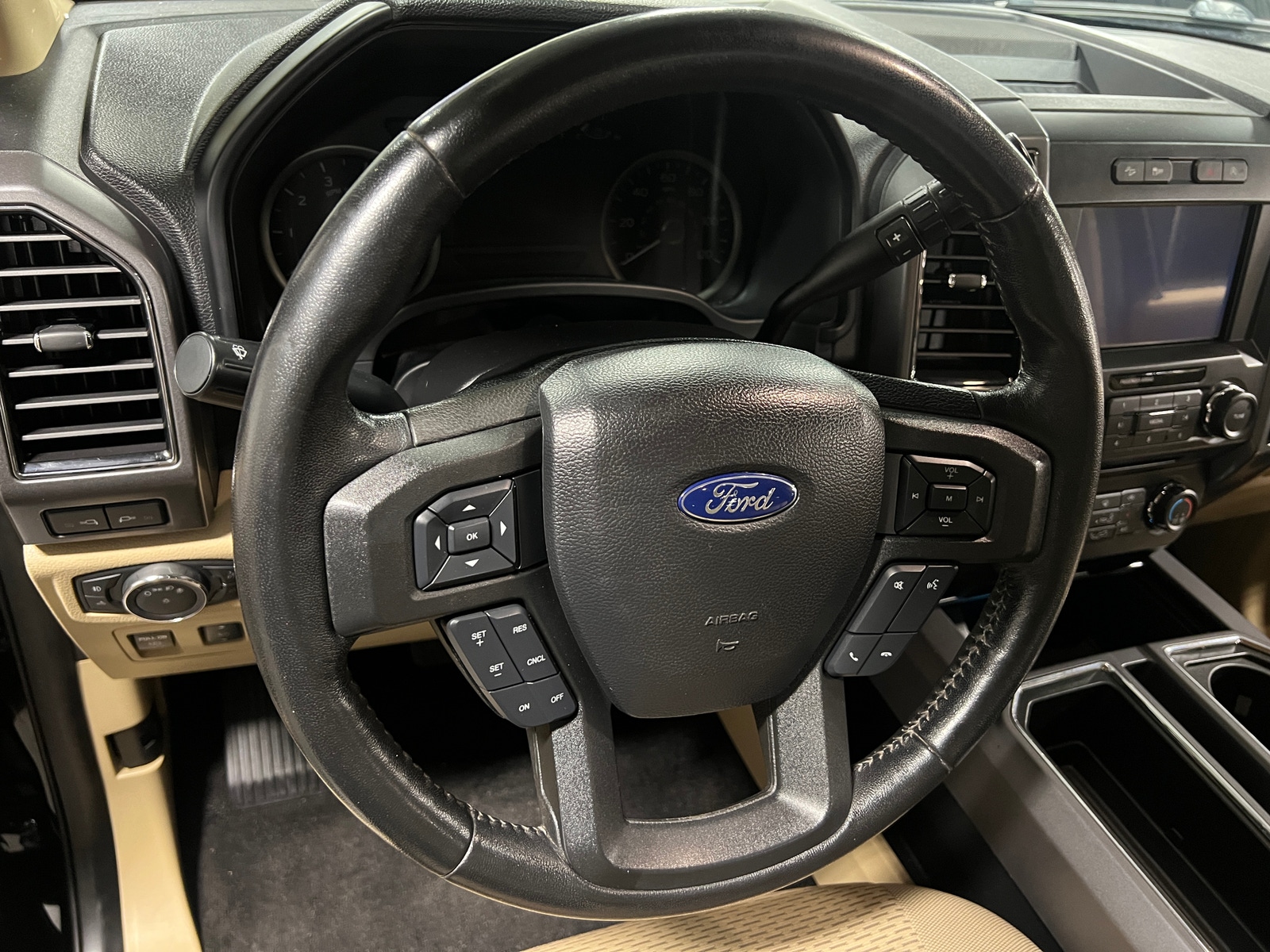 Thumbnail: 2018 Ford Econoline - 5