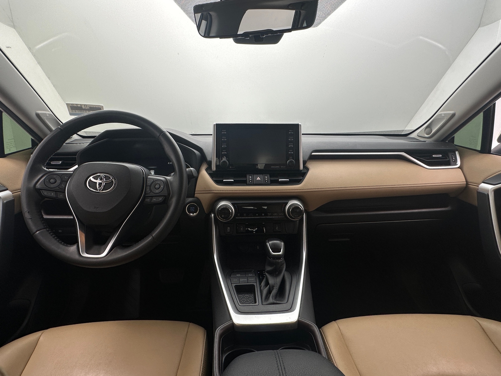 Thumbnail: 2020 Toyota RAV4 - 2