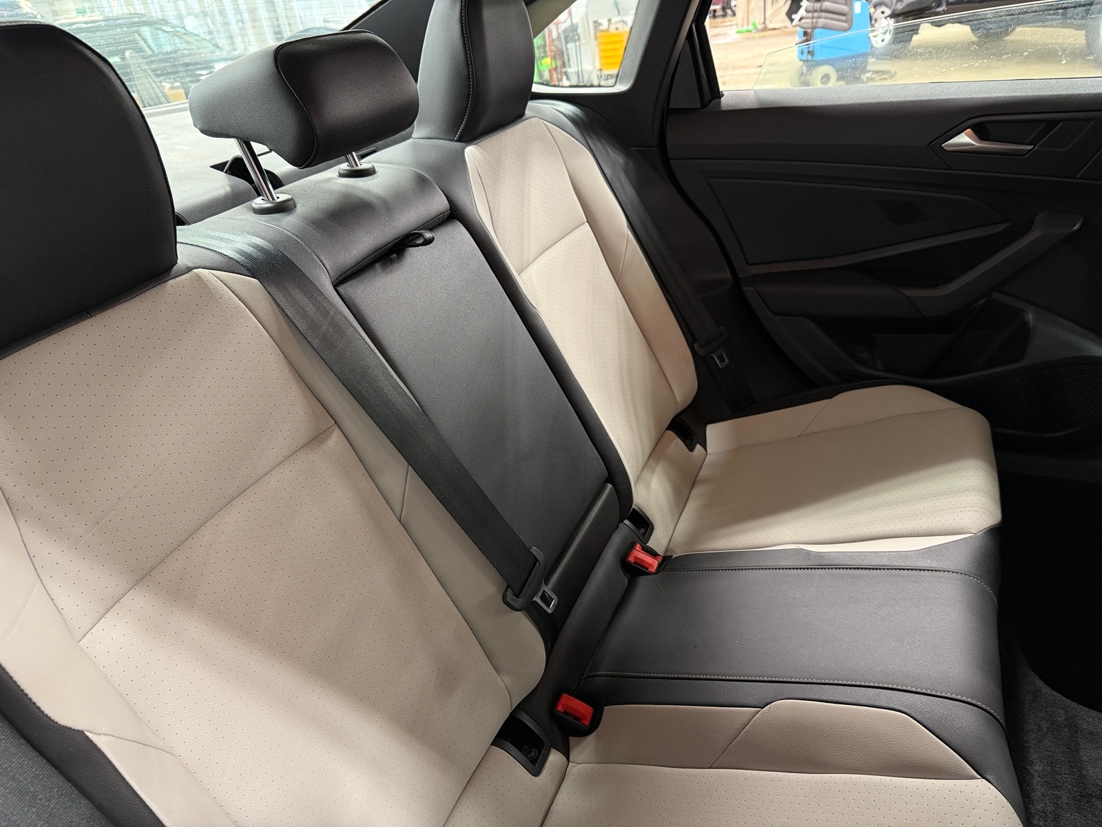 Thumbnail: 2021 Volkswagen Jetta - 5