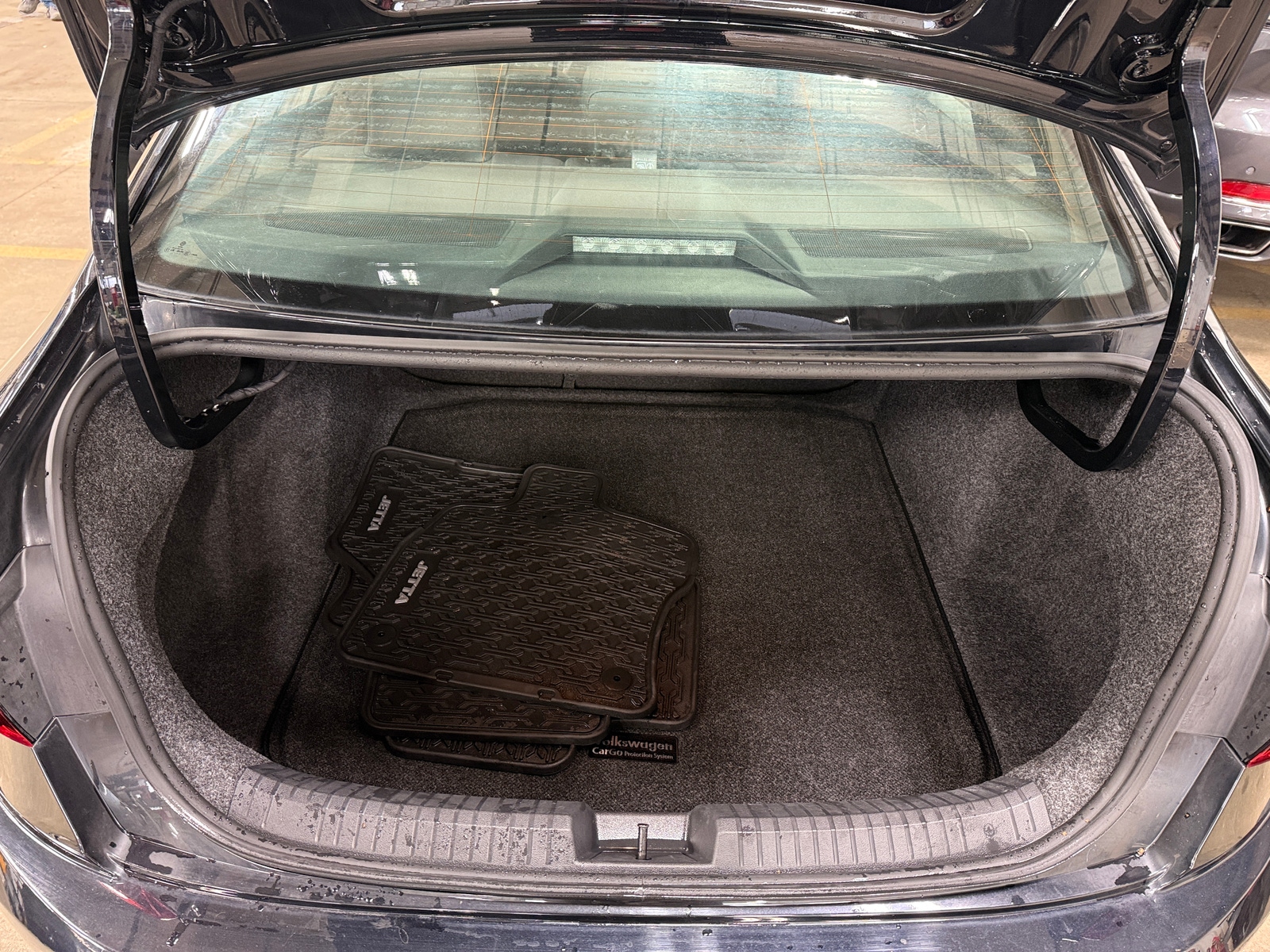 Thumbnail: 2021 Volkswagen Jetta - 6