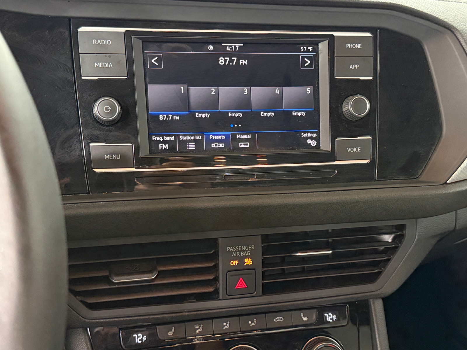 Thumbnail: 2021 Volkswagen Jetta - 3